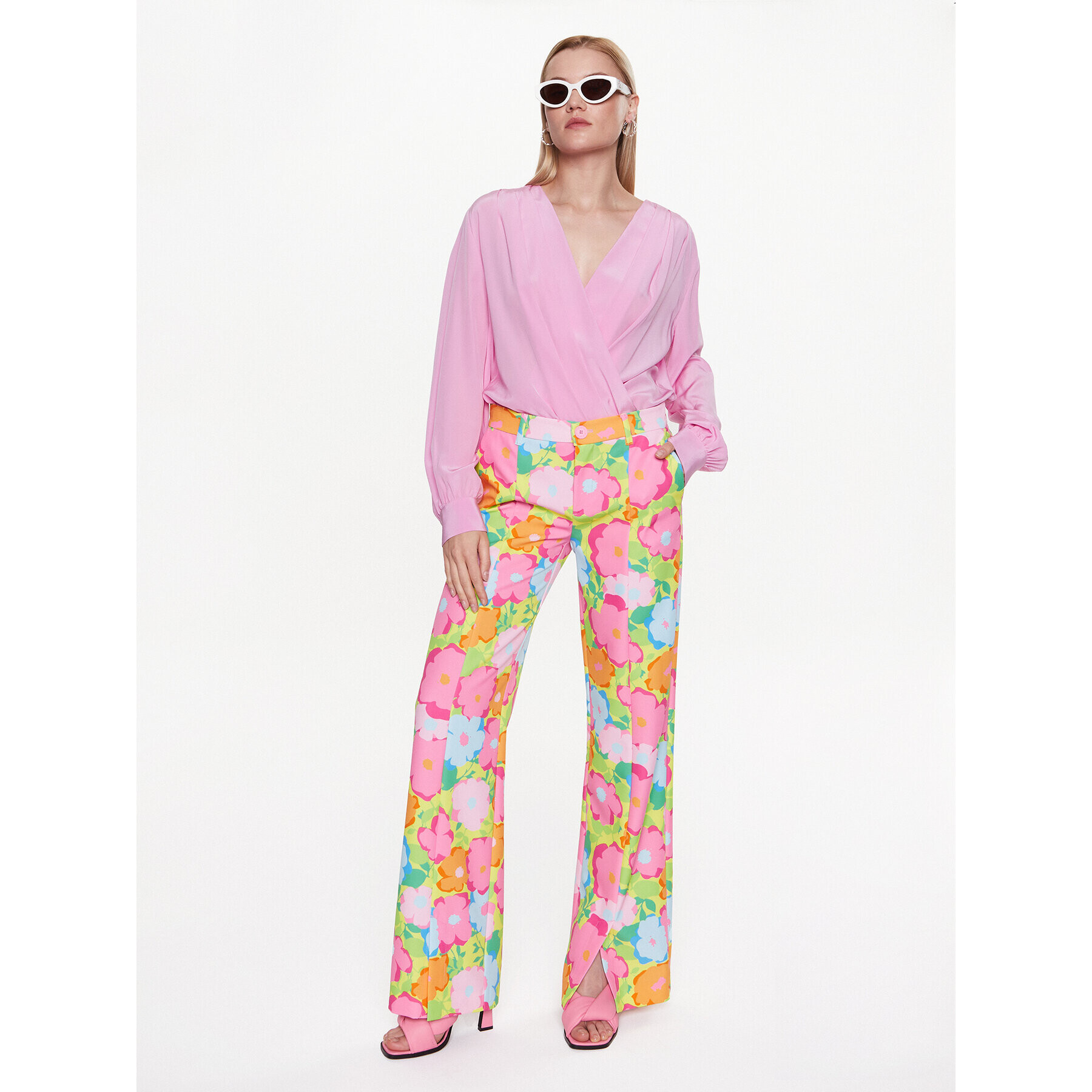 Chiara Ferragni Pantaloni din material 74CBA147 Colorat Regular Fit - Pled.ro