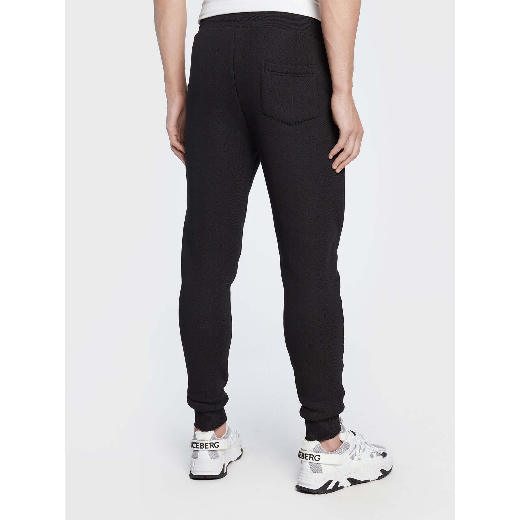 Colmar Pantaloni trening 8230 3WI Negru Regular Fit - Pled.ro