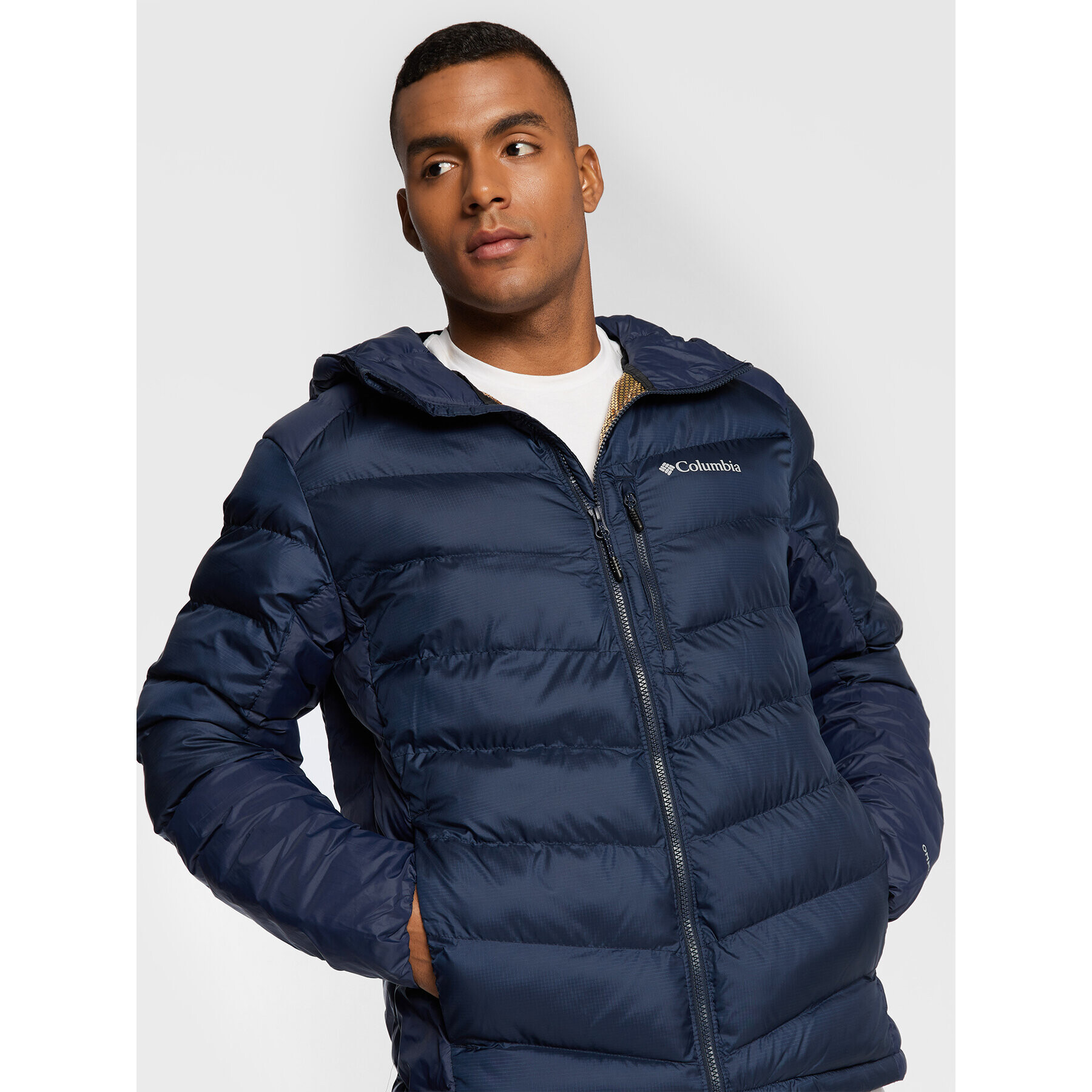 Columbia Geacă din puf Labyrinth Loop™ 1957343 Bleumarin Regular Fit - Pled.ro