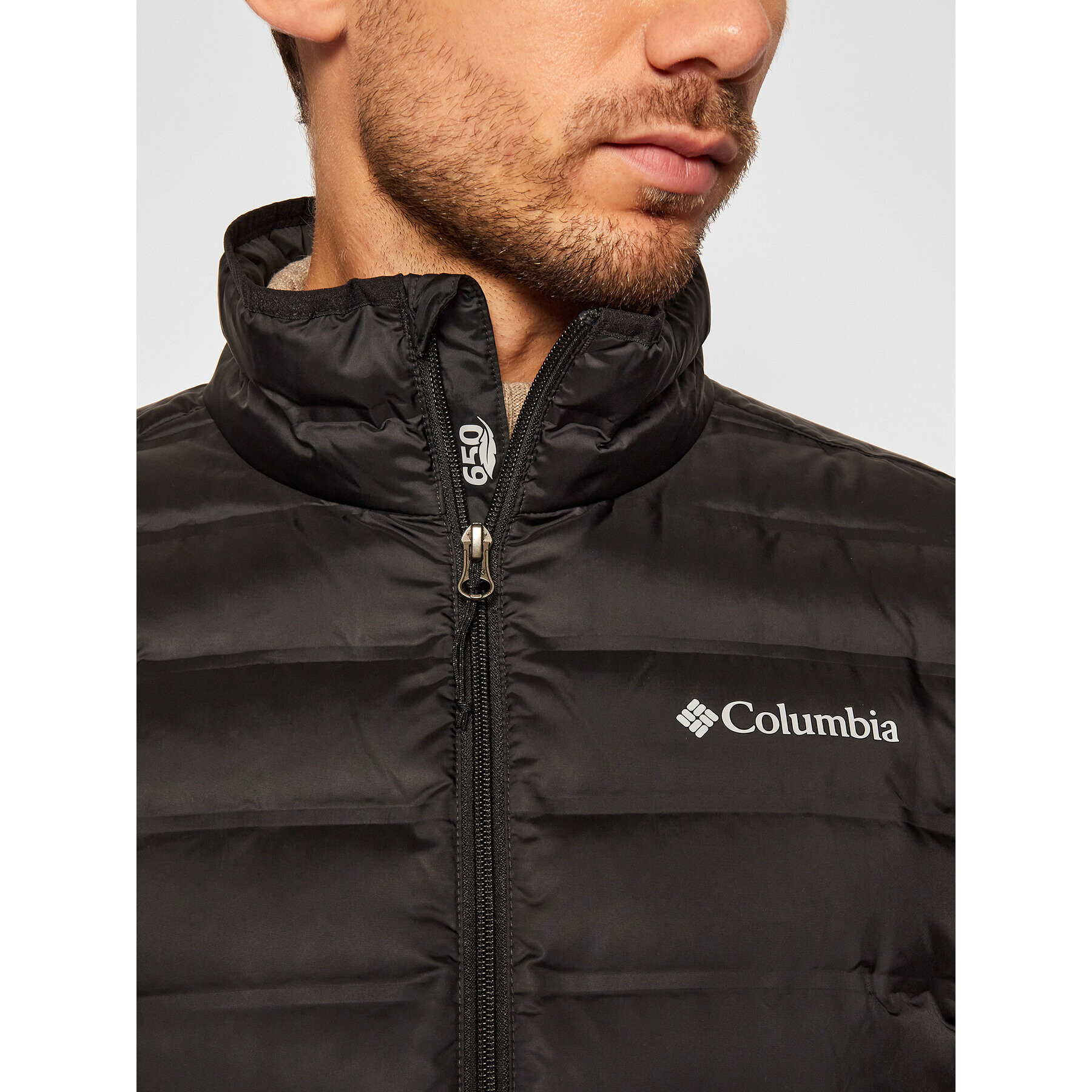 Columbia Geacă din puf Lake 22™ 1864582 Negru Regular Fit - Pled.ro