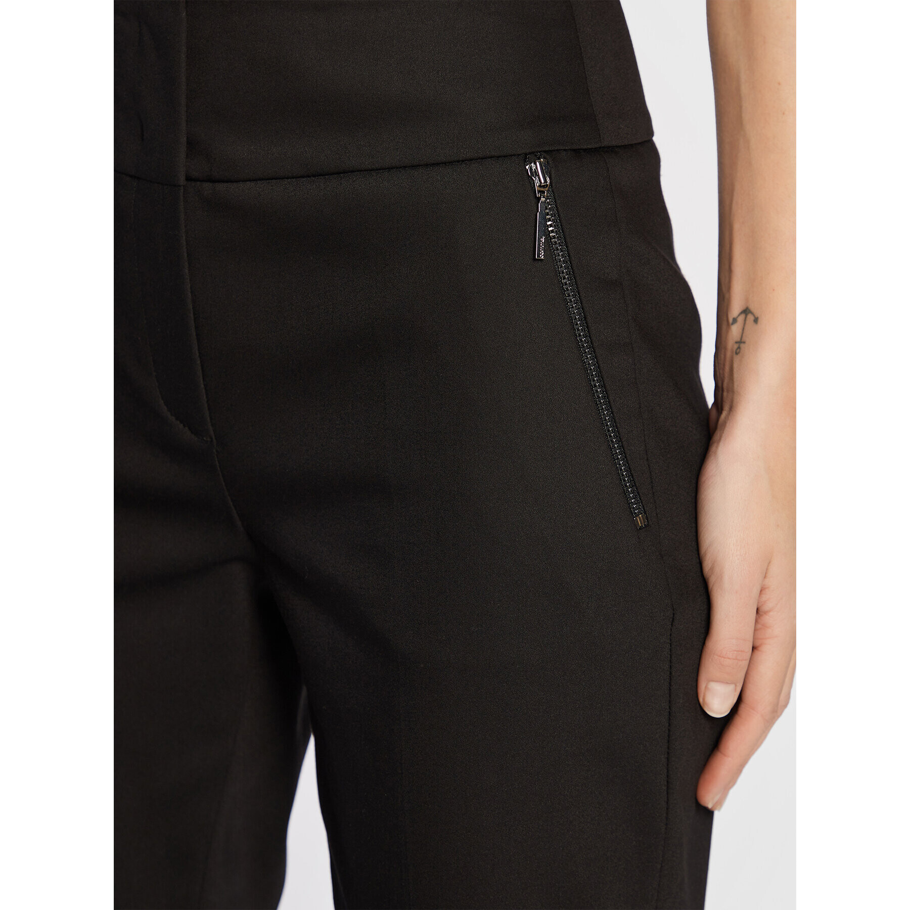 Comma Pantaloni din material 2123318 Negru Regular Fit - Pled.ro