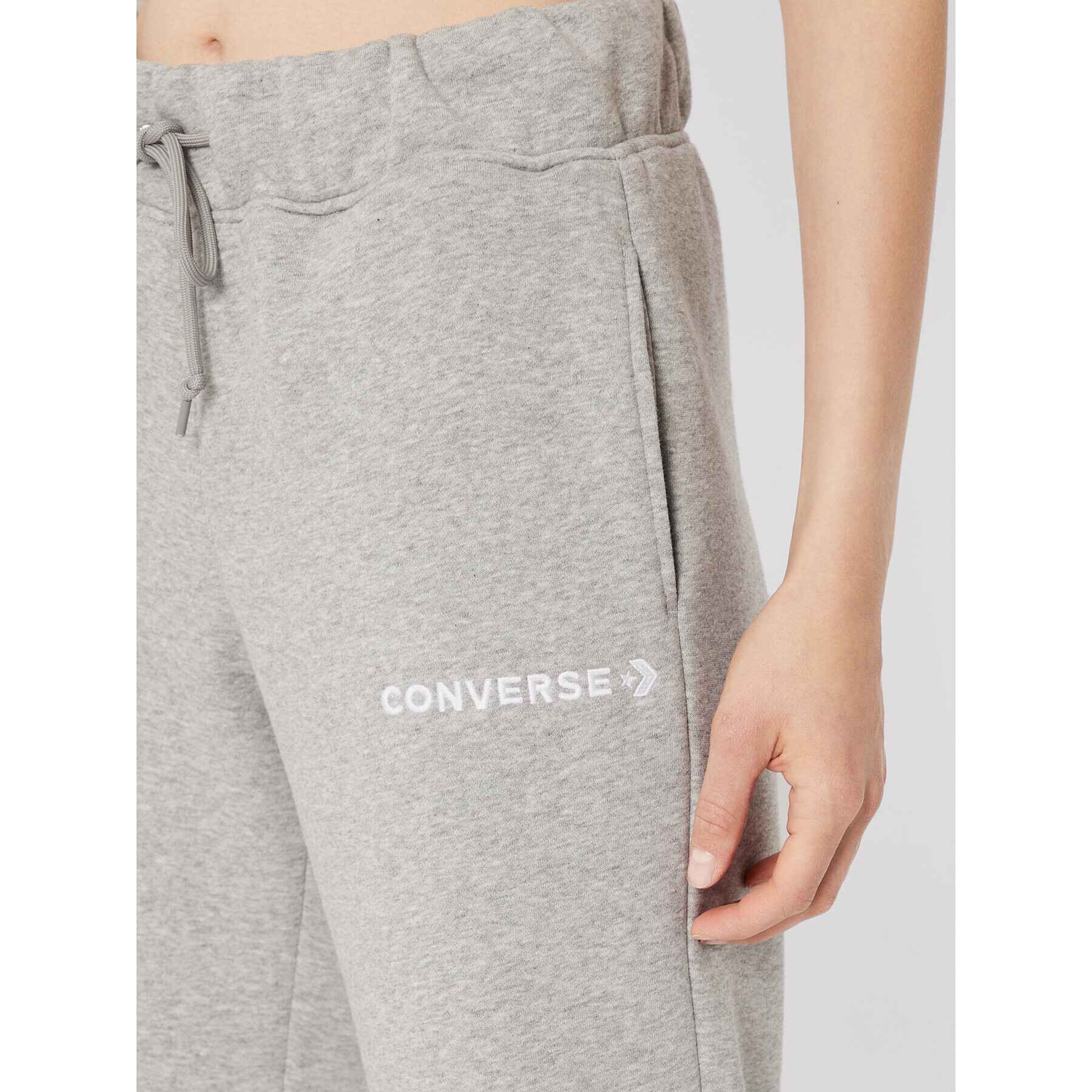 Converse Pantaloni trening 10023718-A02 Gri Regular Fit - Pled.ro