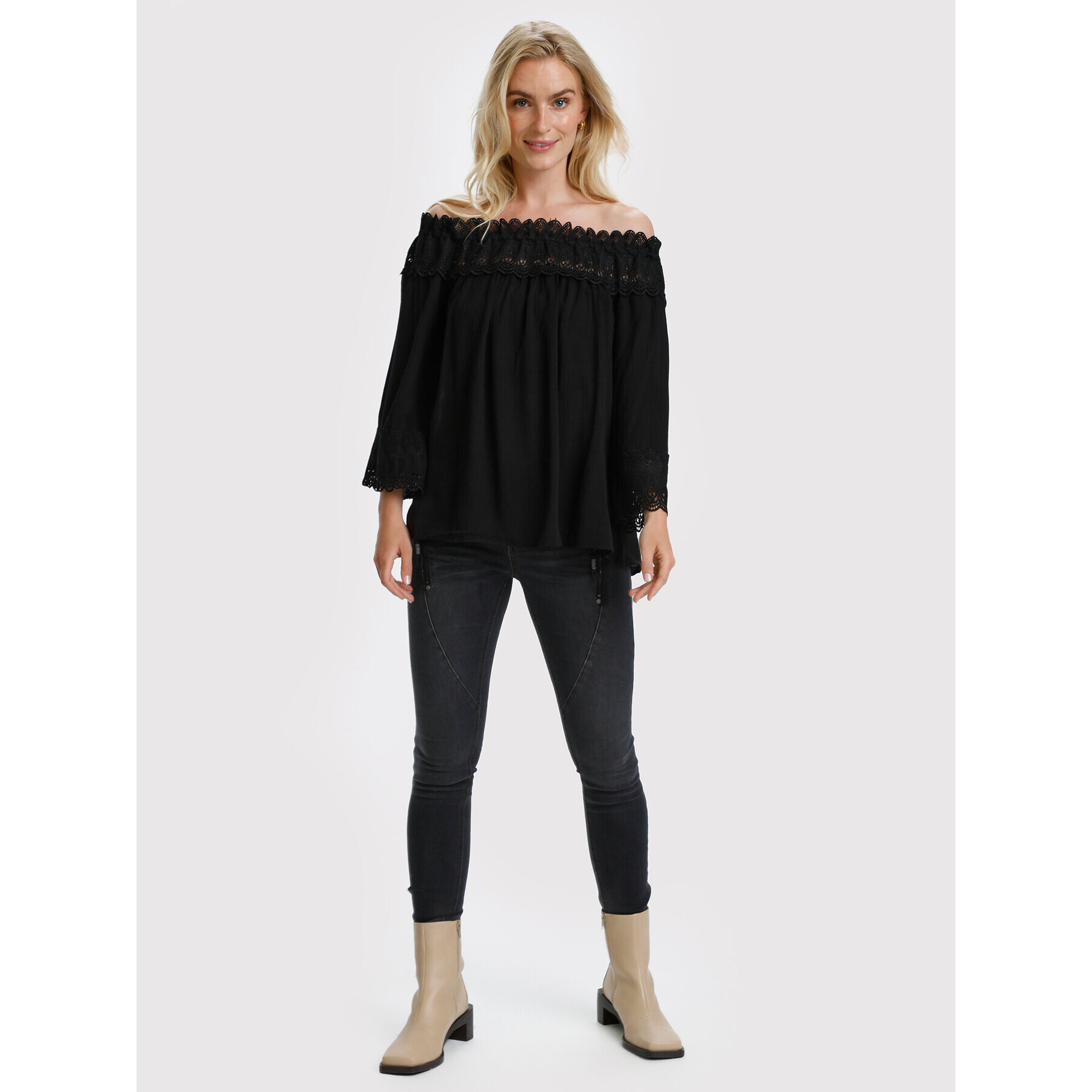 Cream Bluză Bea 10608022 Negru Relaxed Fit - Pled.ro