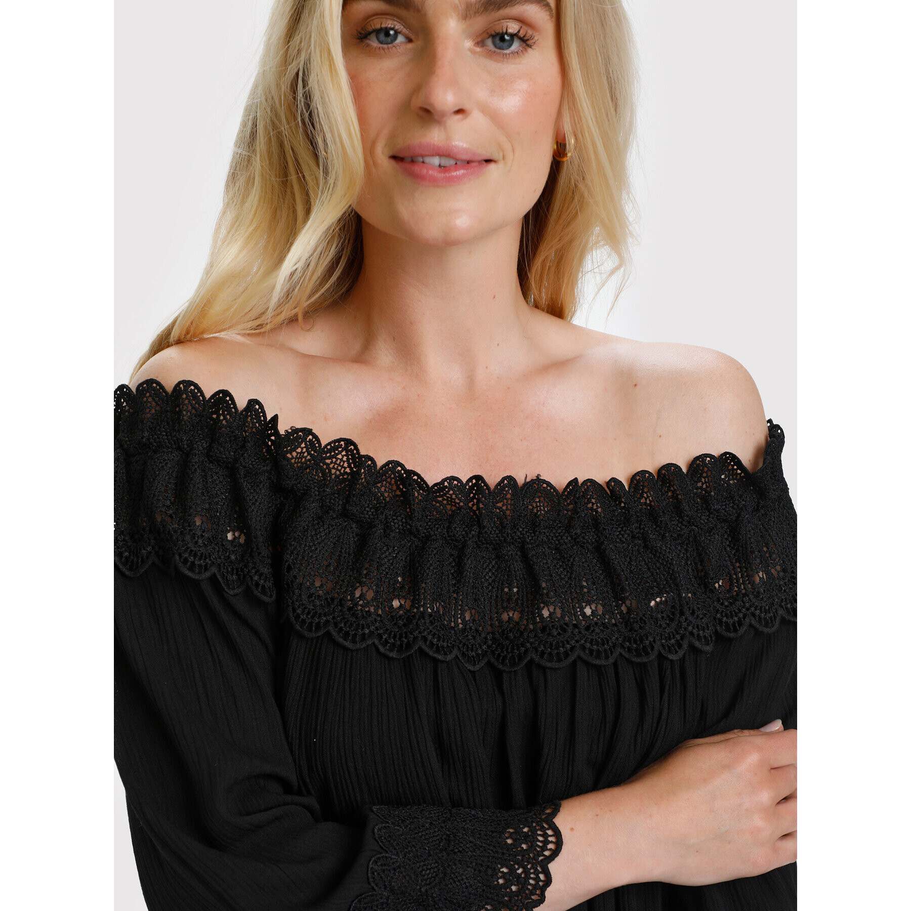 Cream Bluză Bea 10608022 Negru Relaxed Fit - Pled.ro