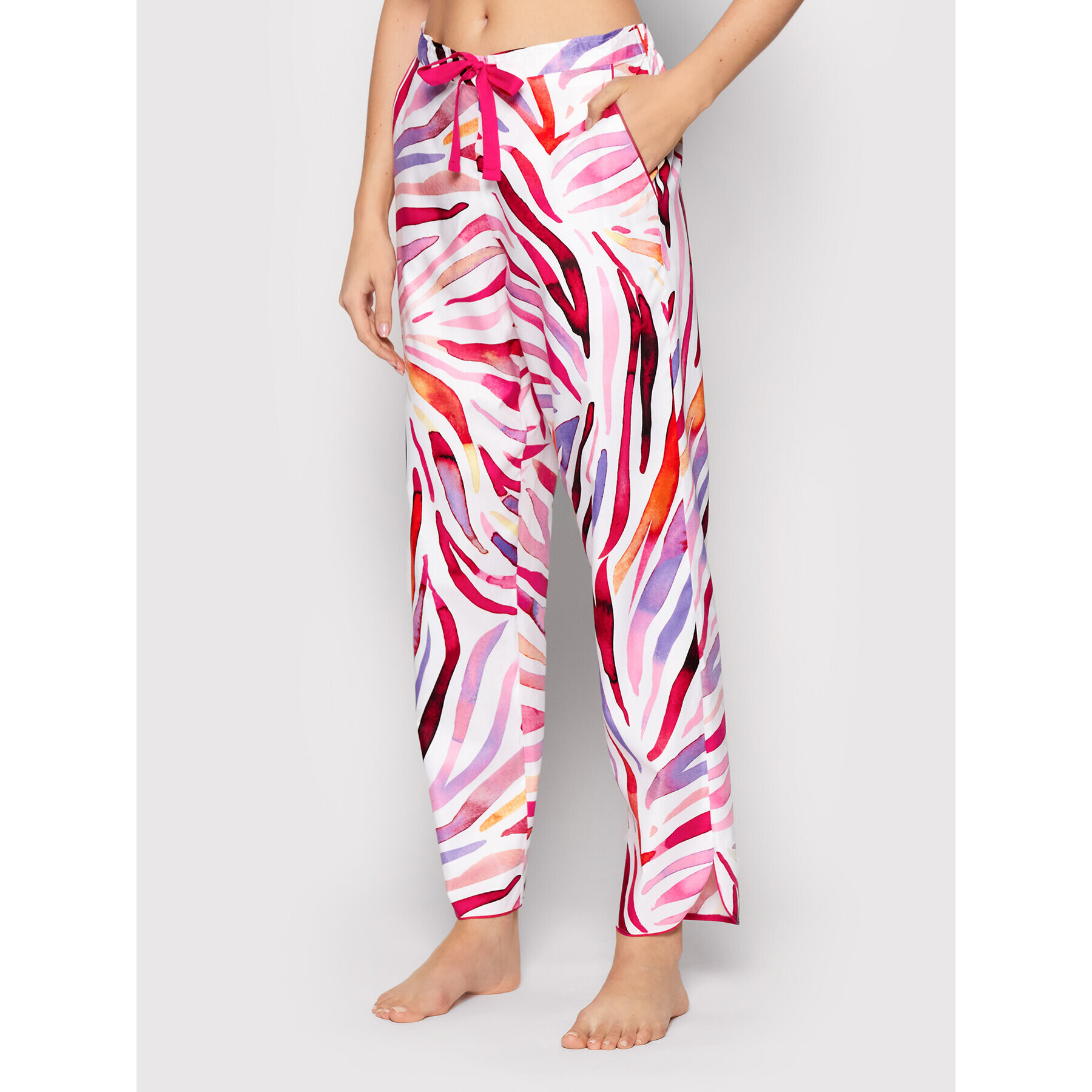 Cyberjammies Pantaloni pijama Carrie 9055 Roz Regular Fit - Pled.ro