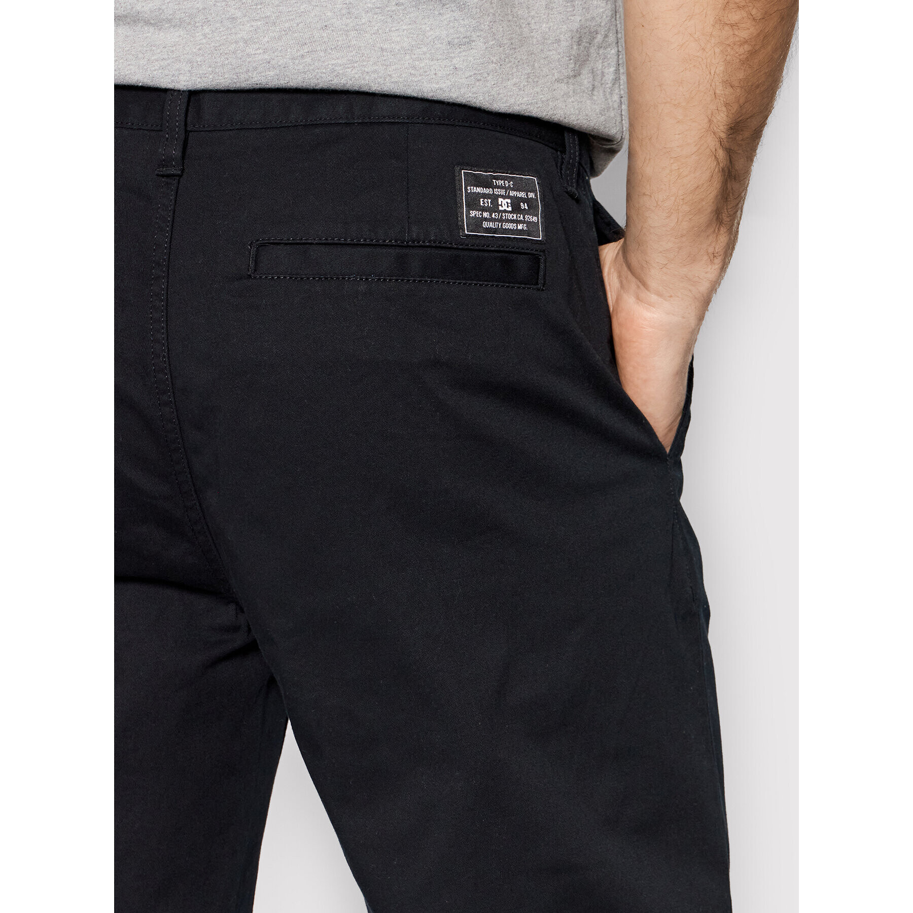 DC Pantaloni din material Worker ADYNP03076 Negru Relaxed Fit - Pled.ro