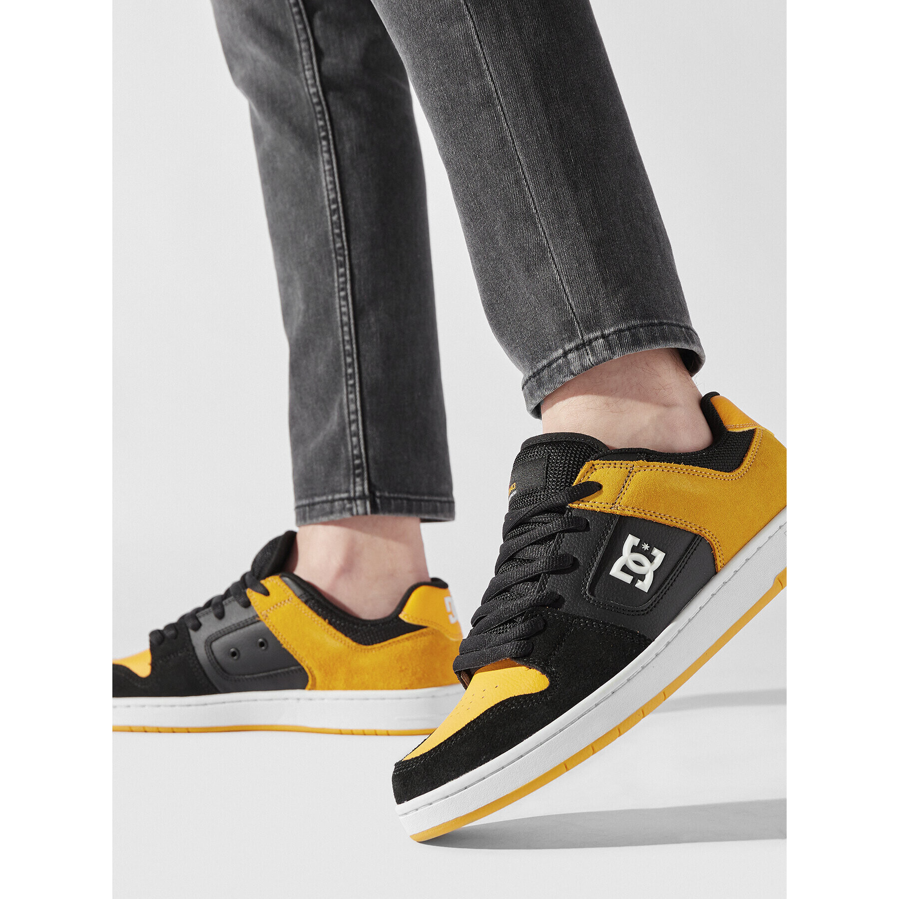 DC Sneakers Manteca 4 Skate ADYS100766 Negru - Pled.ro