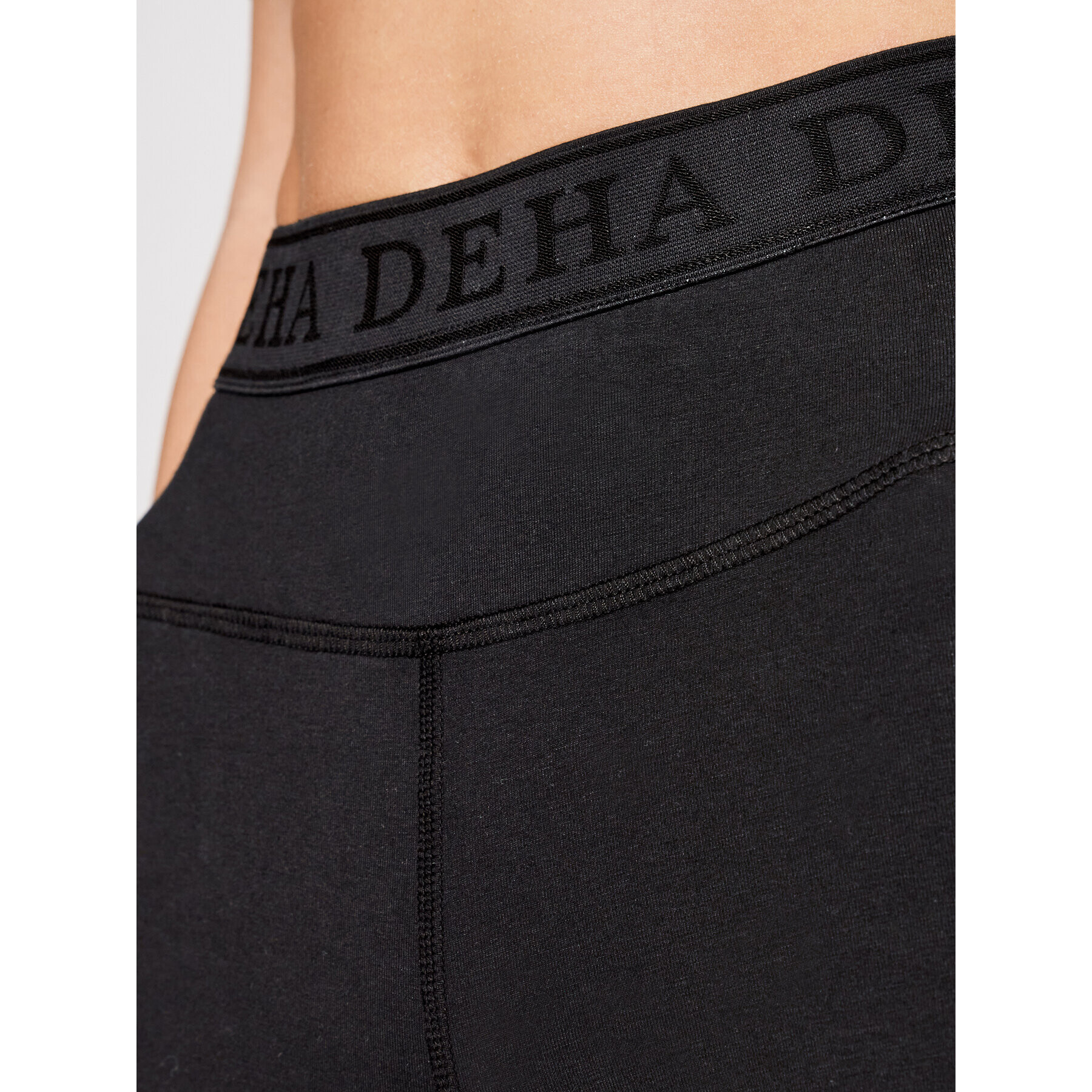 Deha Pantaloni scurți sport Logo B94705 Negru Slim Fit - Pled.ro