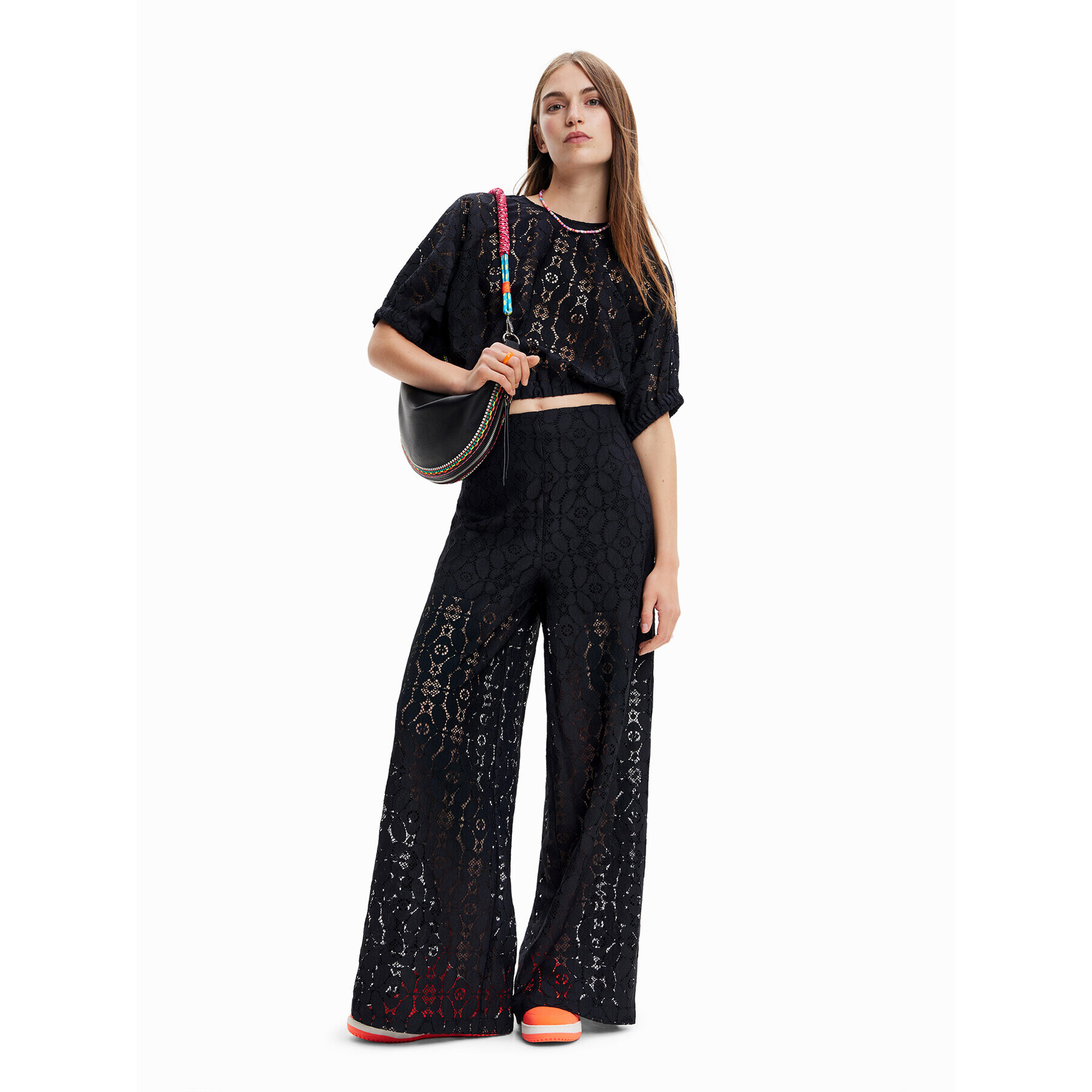 Desigual Bluză Lucca 23SWBW01 Negru Relaxed Fit - Pled.ro