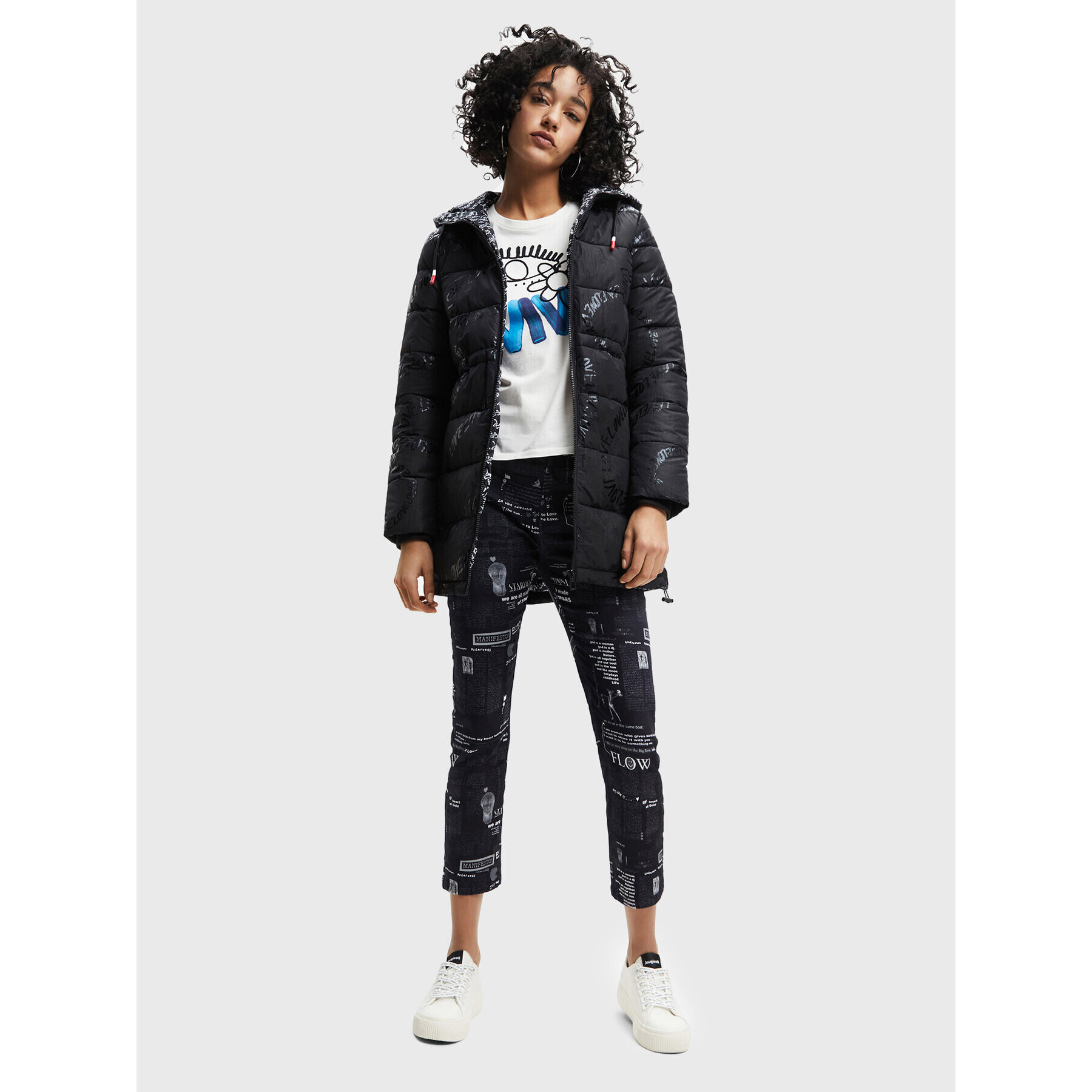 Desigual Geacă din puf Aarhus 22WWEW30 Negru Regular Fit - Pled.ro