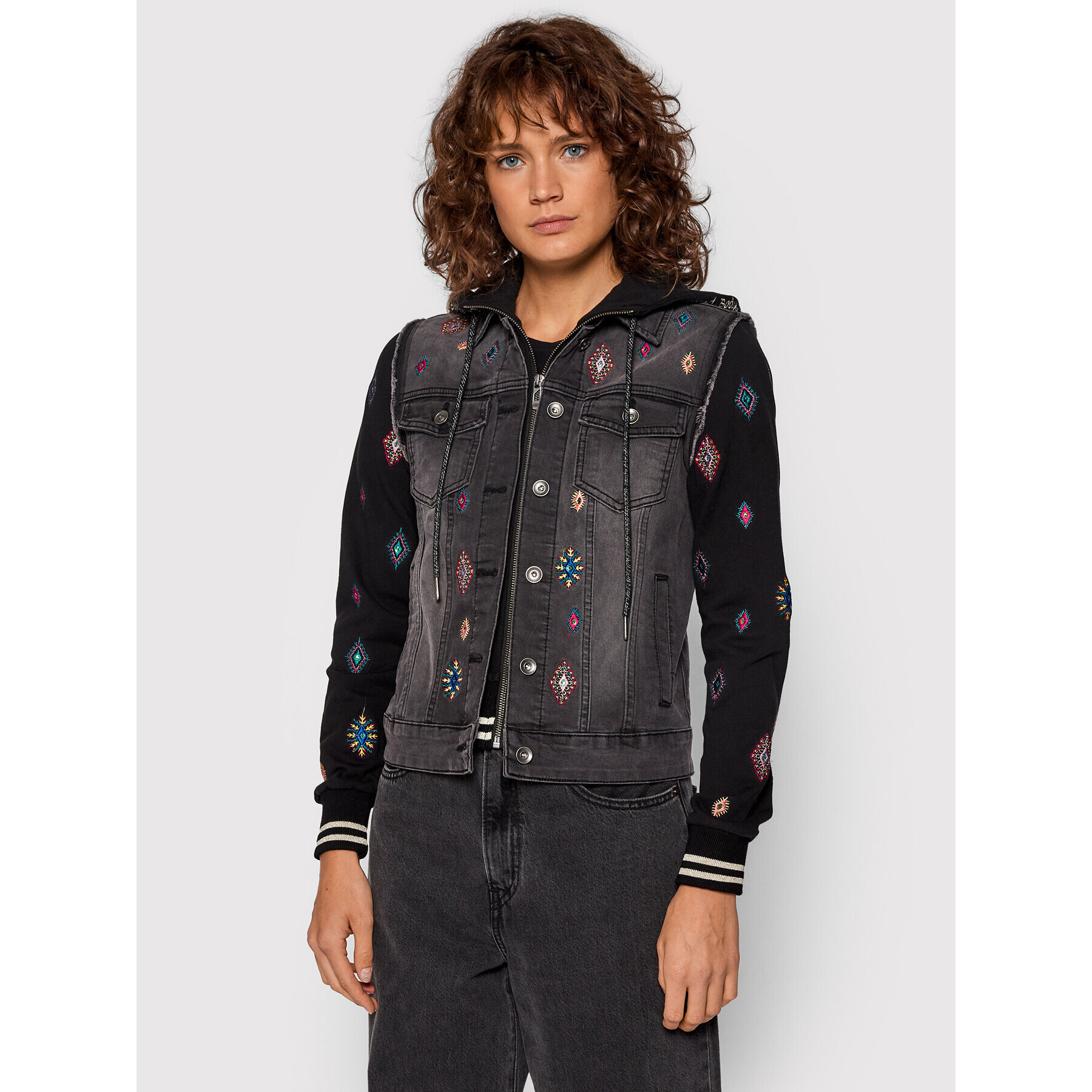 Desigual Geacă Liverpool 21WWED31 Negru Regular Fit - Pled.ro