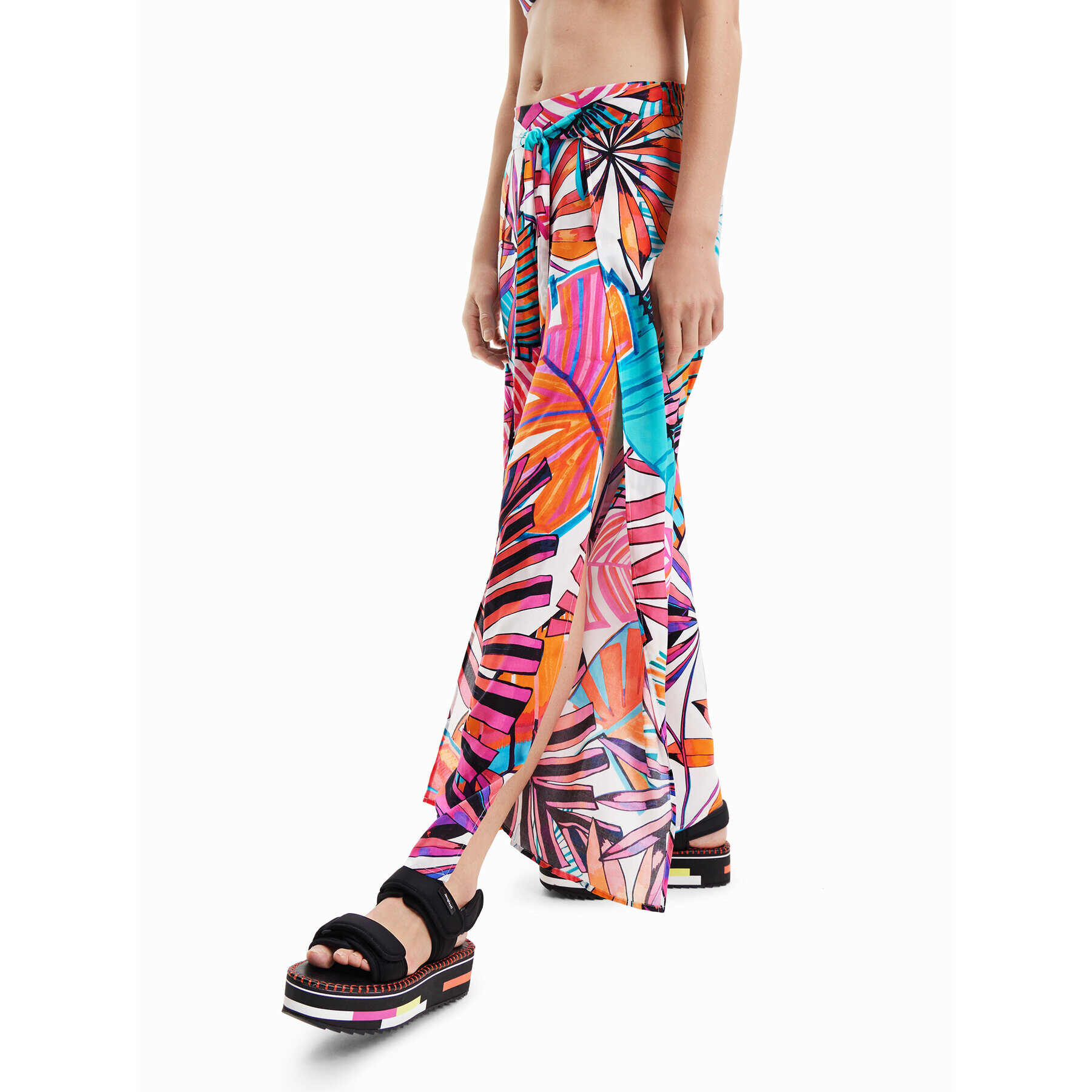 Desigual Pantaloni din material 23SWMW08 Colorat Regular Fit - Pled.ro