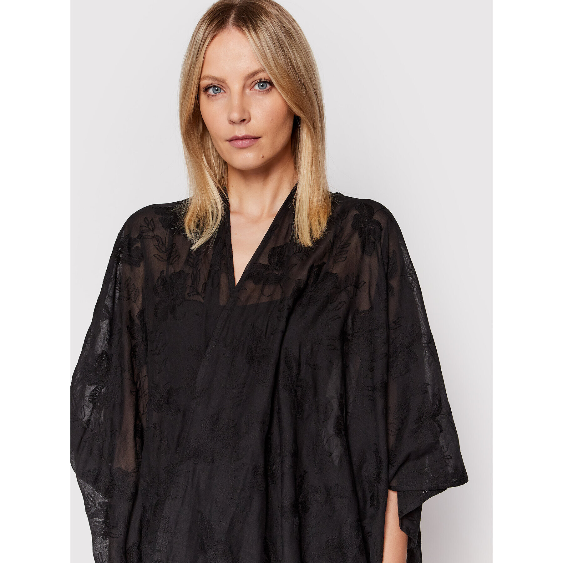 Desigual Poncho Clara 22SAWA56 Negru Regular Fit - Pled.ro