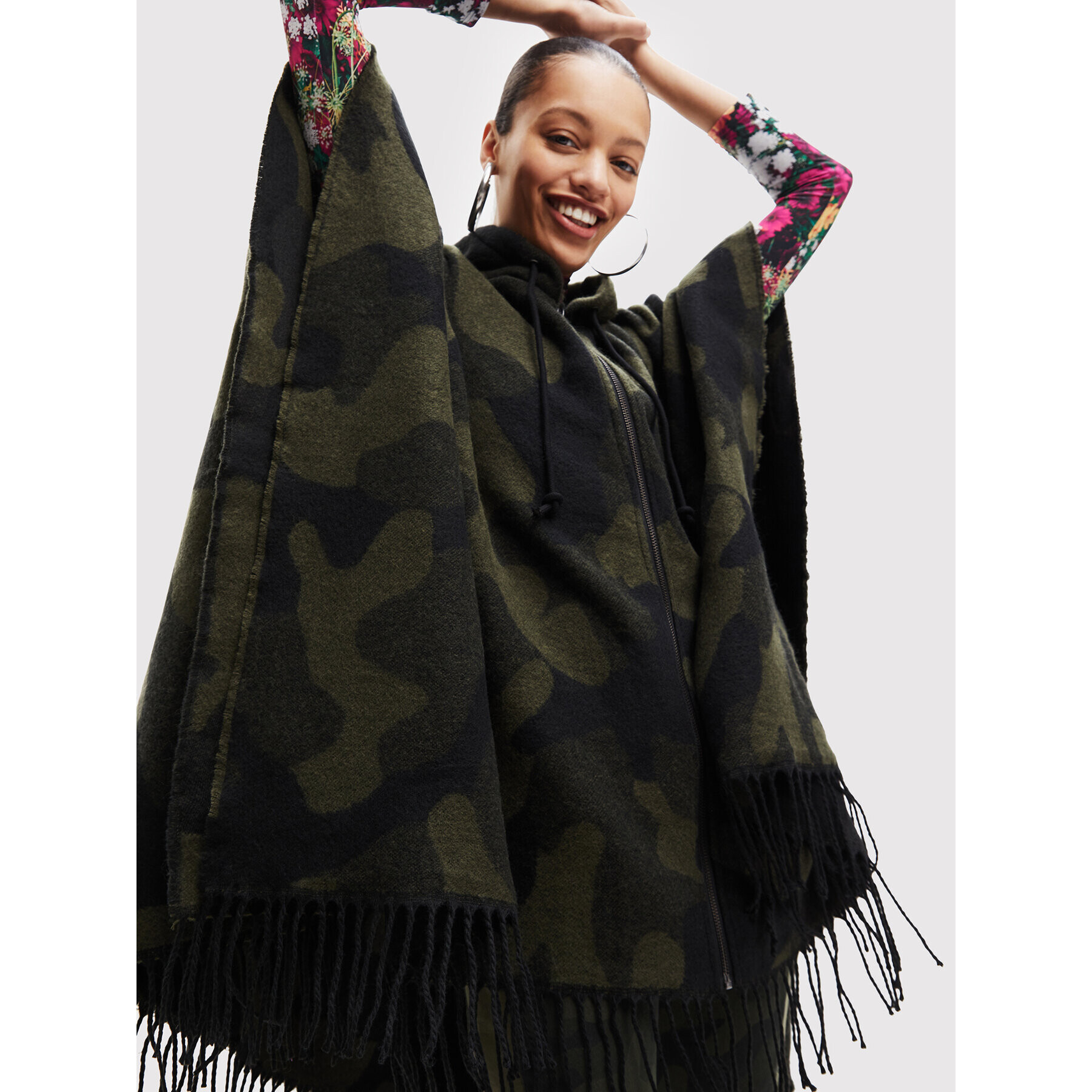 Desigual Poncho Fluor Arenal 22WAIA23 Verde Relaxed Fit - Pled.ro