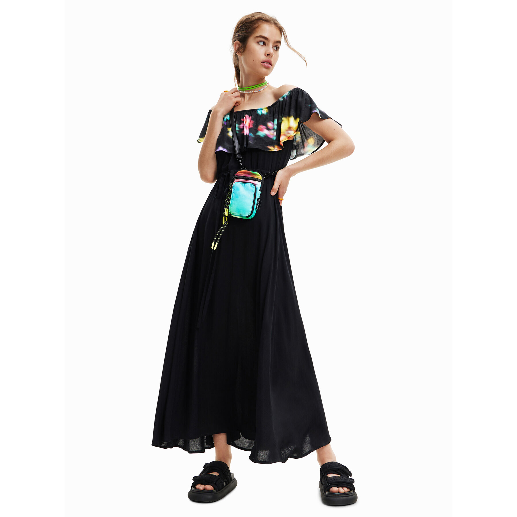 Desigual Rochie de zi 23SWVW55 Negru Regular Fit - Pled.ro