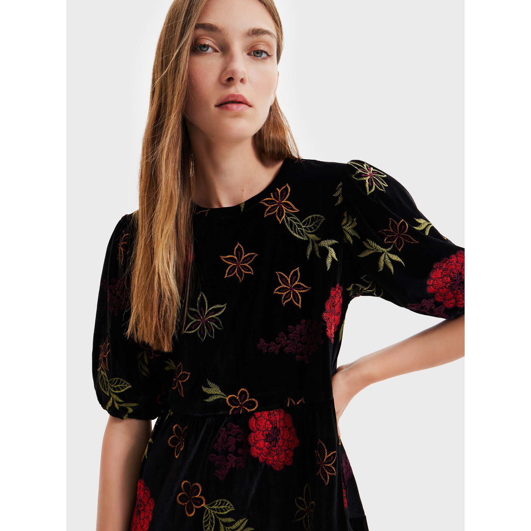 Desigual Rochie de zi Fest 22WWVK25 Negru Regular Fit - Pled.ro