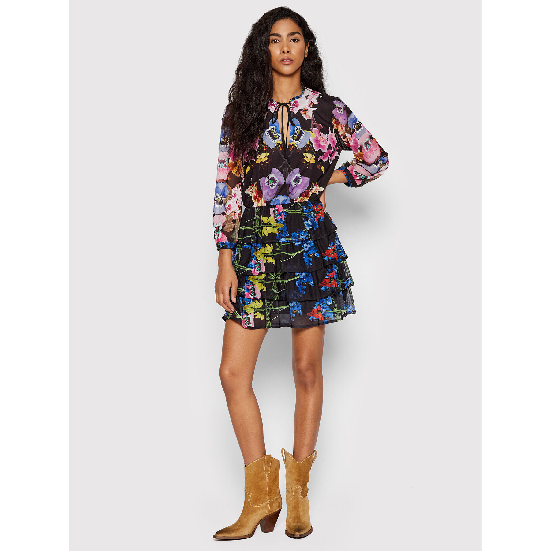 Desigual Rochie de zi MONSIEUR CHRISTIAN LACROIX Lyon 22SWVK46 Negru Regular Fit - Pled.ro