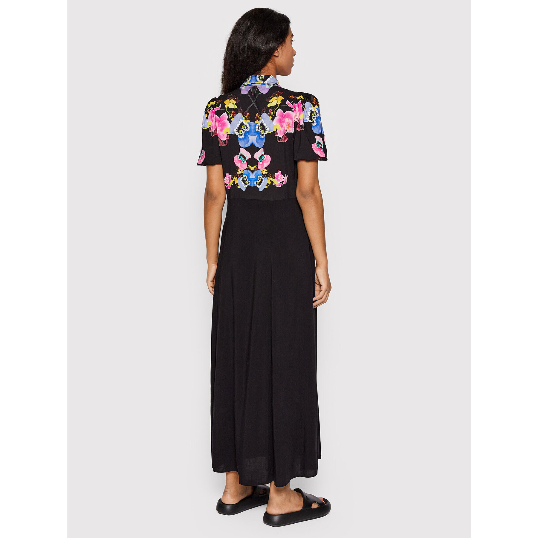 Desigual Rochie tip cămașă MONSIEUR CHRISTIAN LACROIX Grenoble 22SWVW60 Negru Regular Fit - Pled.ro