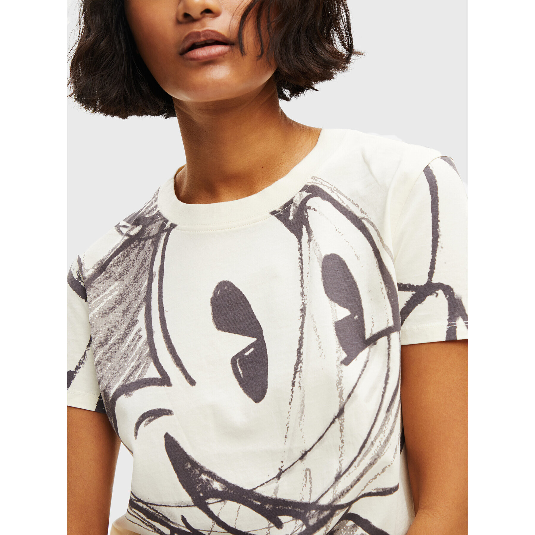 Desigual Tricou DISNEY Mickey 22WWTK85 Alb Regular Fit - Pled.ro