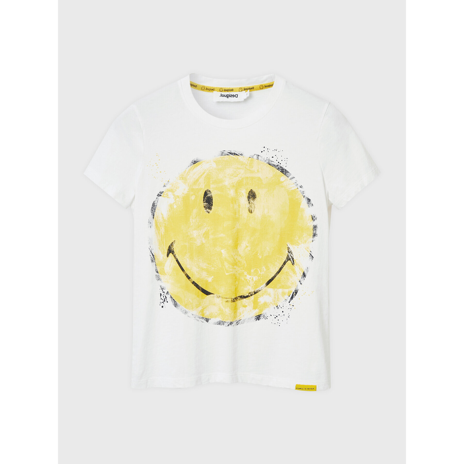 Desigual Tricou SMILEY Ria 22WWTKAJ Alb Regular Fit - Pled.ro