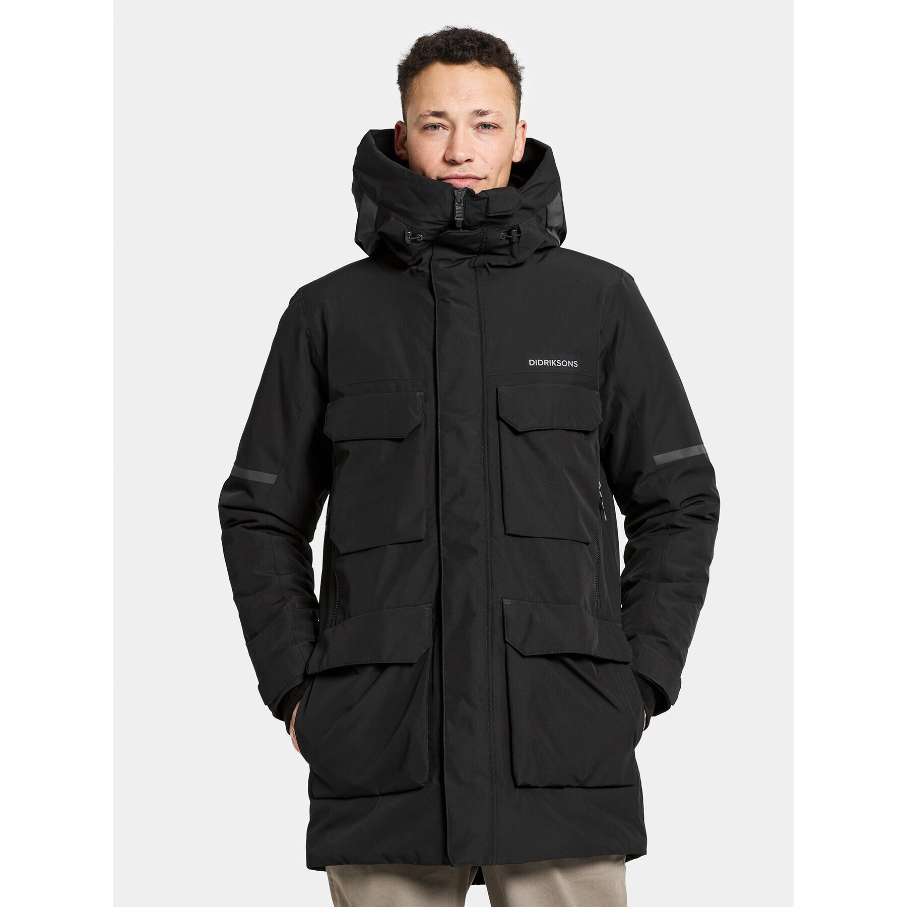 Didriksons Geacă de iarnă Drew Usx Parka 7 504853 Negru Standard Fit - Pled.ro