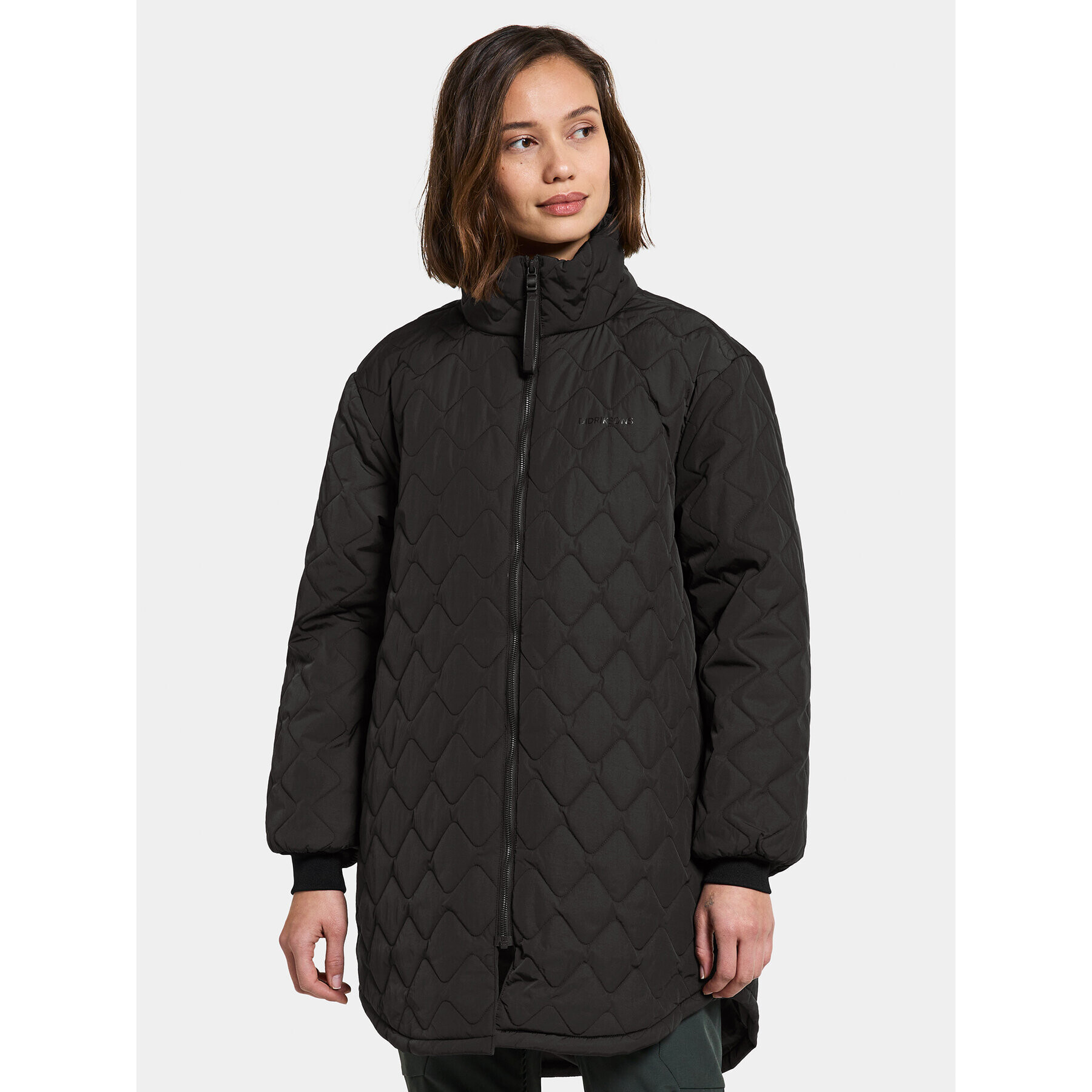 Didriksons Geacă de iarnă Gabbi Wns Parka 505048 Negru Regular Fit - Pled.ro