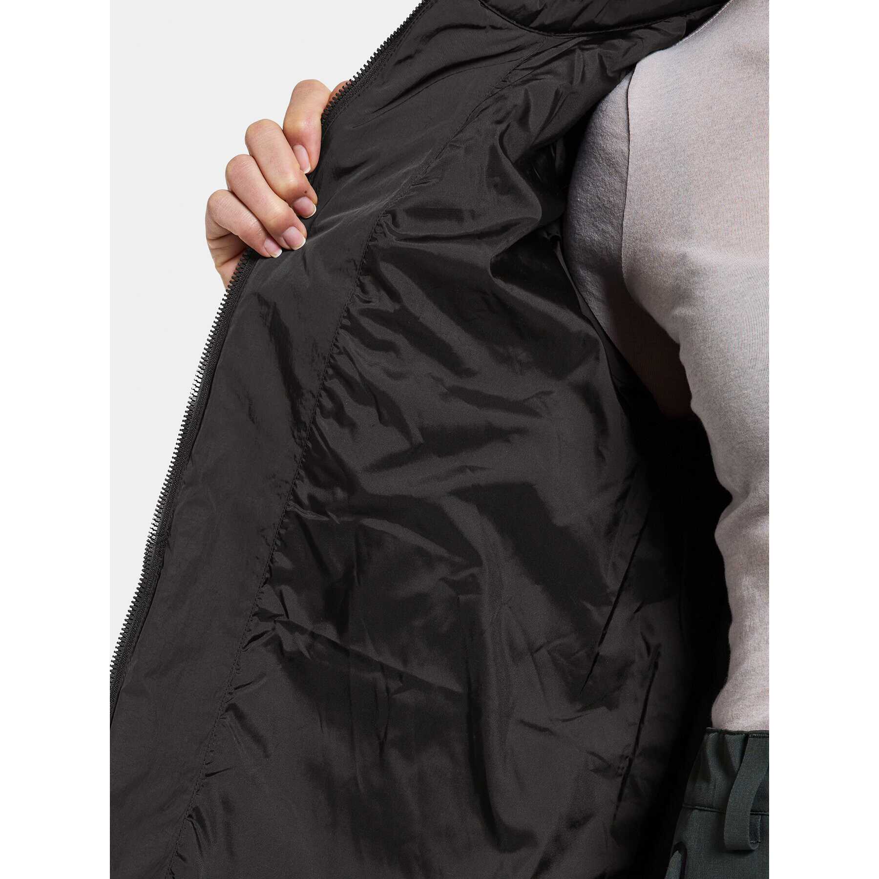 Didriksons Geacă de iarnă Gabbi Wns Parka 505048 Negru Regular Fit - Pled.ro