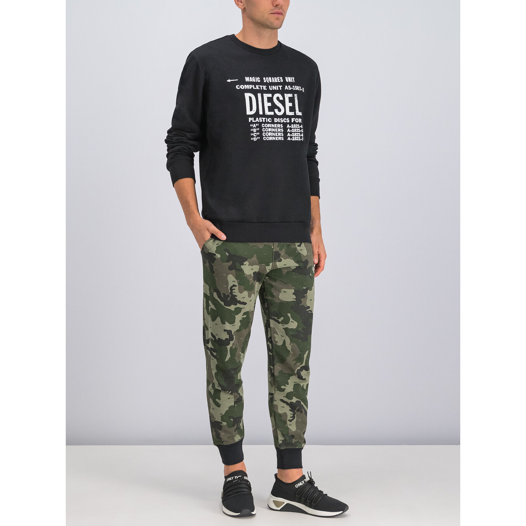 Diesel Bluză S-Gir-B5 00S57H 0BAWT Negru Regular Fit - Pled.ro