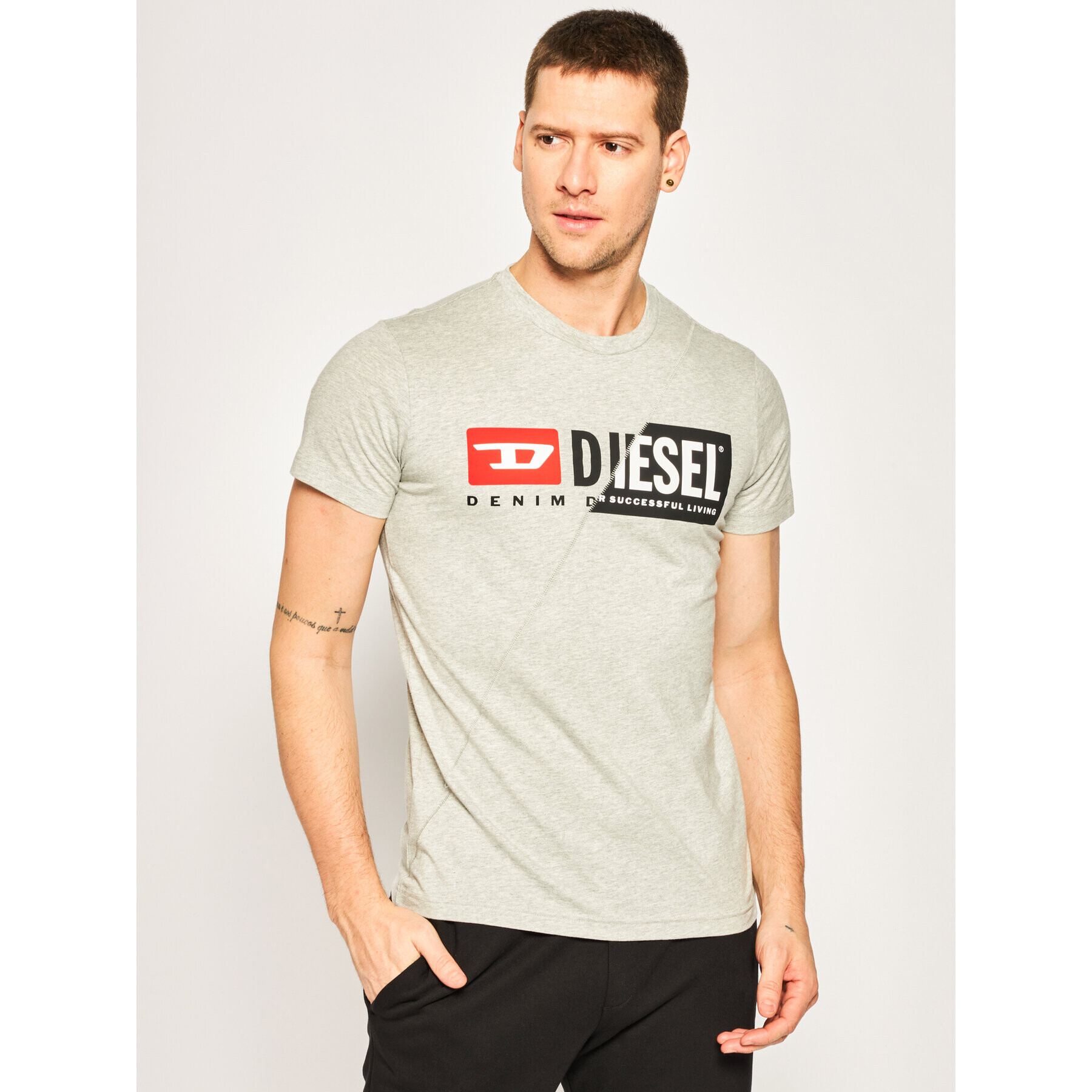 Diesel Tricou Diego Cuty 00SDP1 0091A Gri Regular Fit - Pled.ro