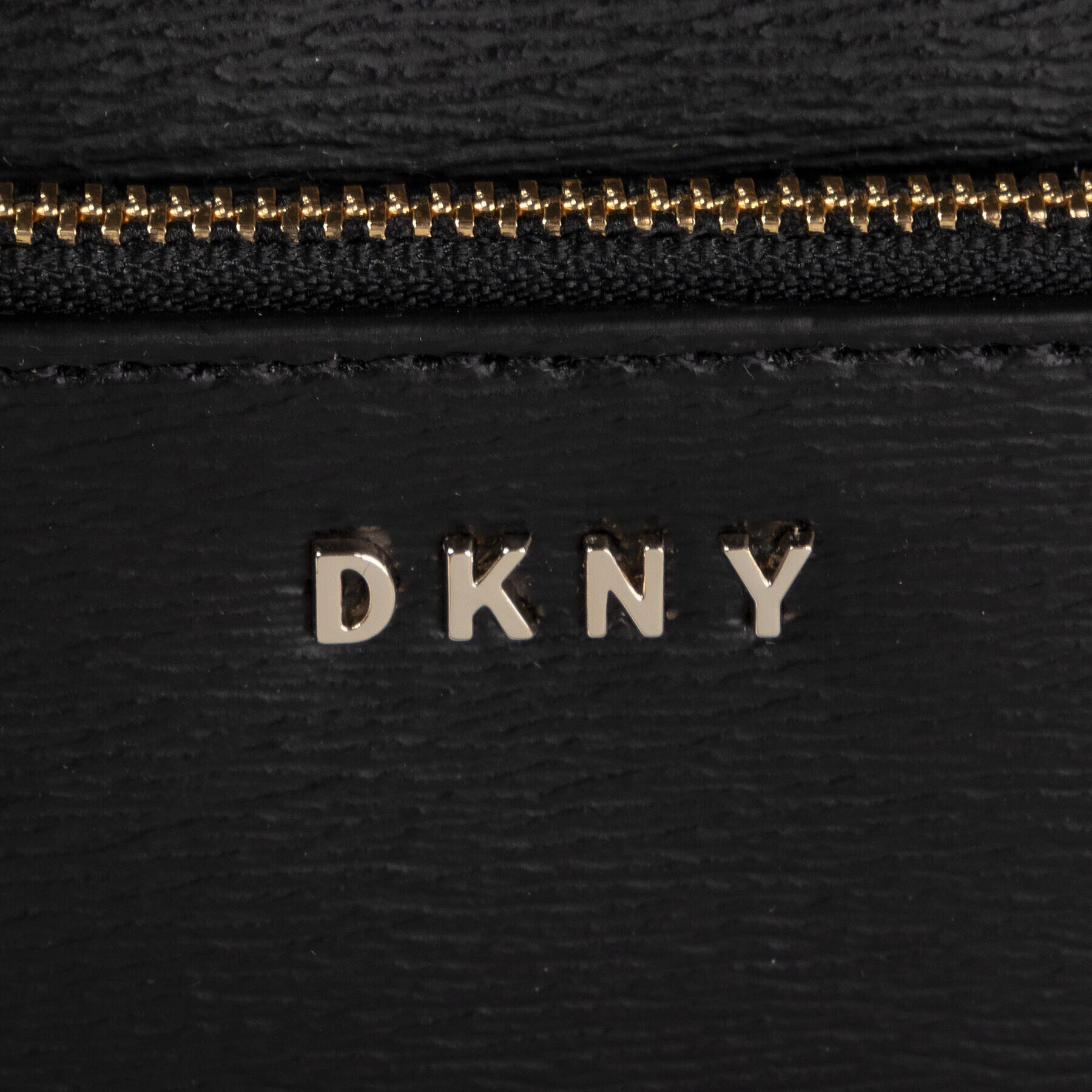 DKNY Geantă Bryant Camera Bag R94E3F39 Negru - Pled.ro