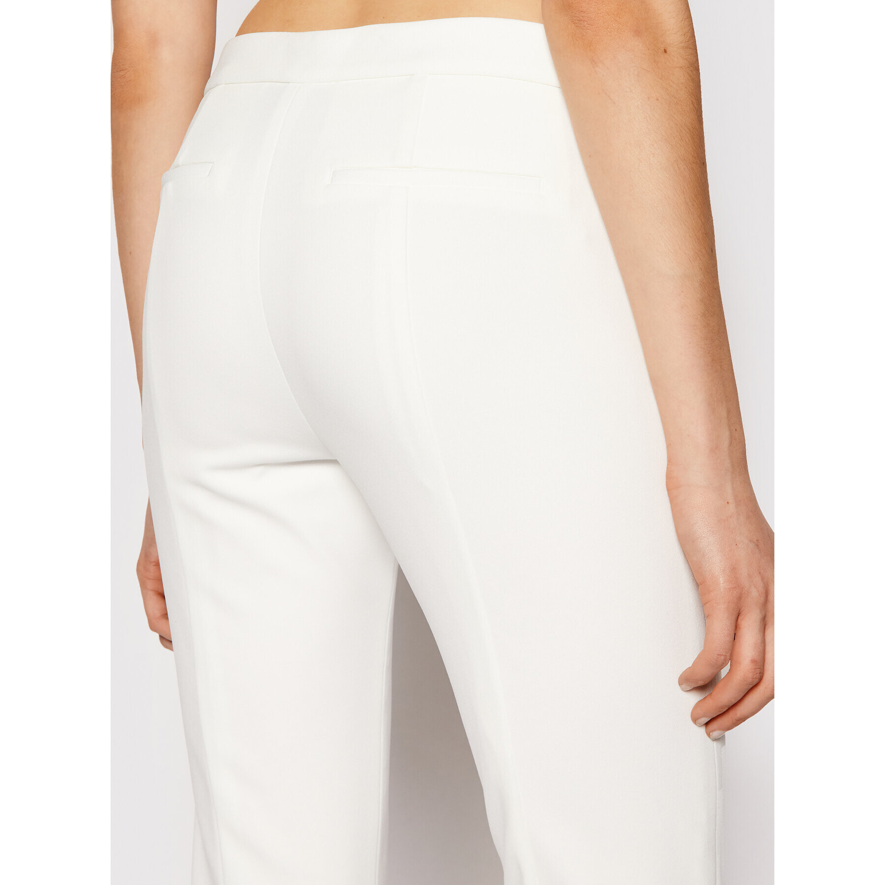 DKNY Pantaloni chino P9RKSDMT Alb Regular Fit - Pled.ro