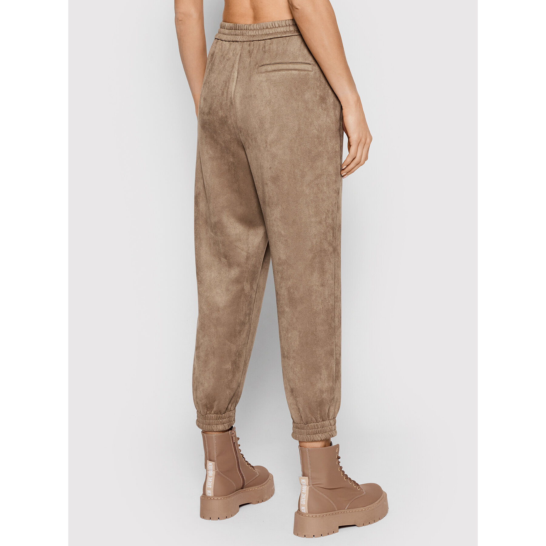 DKNY Pantaloni din material P1KKSL20 Maro Regular Fit - Pled.ro