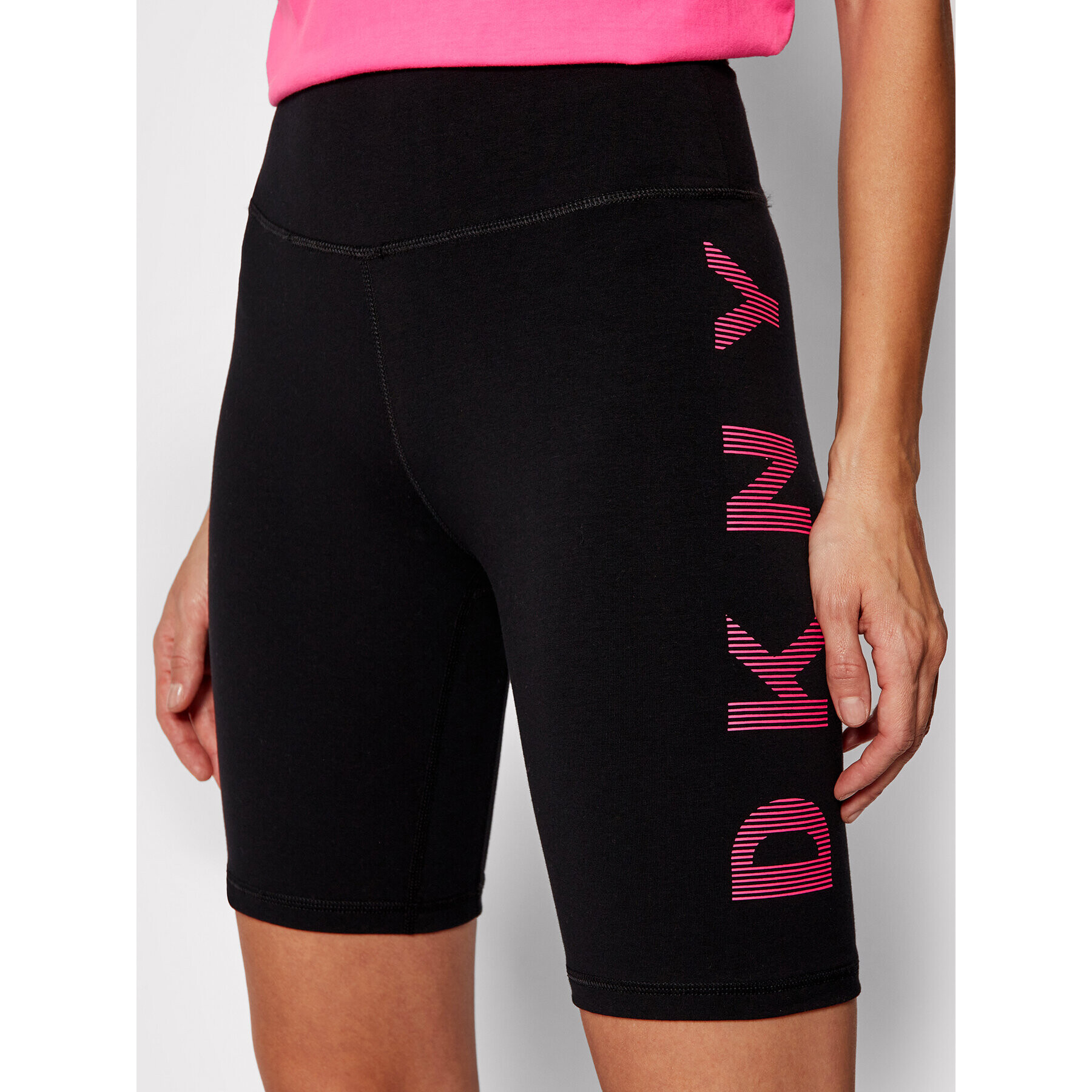 DKNY Sport Pantaloni scurți sport DP0S4715 Negru Slim Fit - Pled.ro