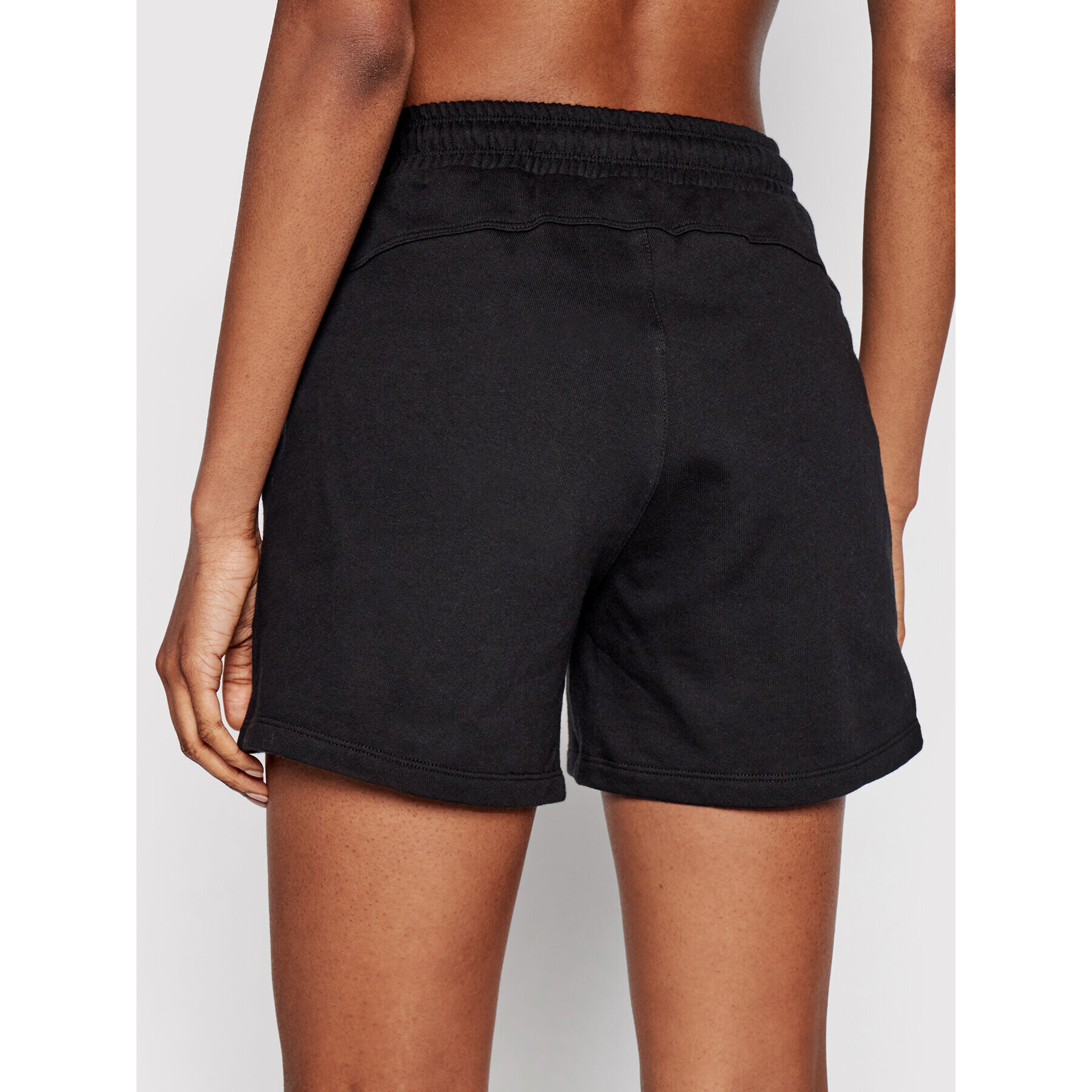 DKNY Sport Pantaloni scurți sport DP1S4845 Negru Regular Fit - Pled.ro