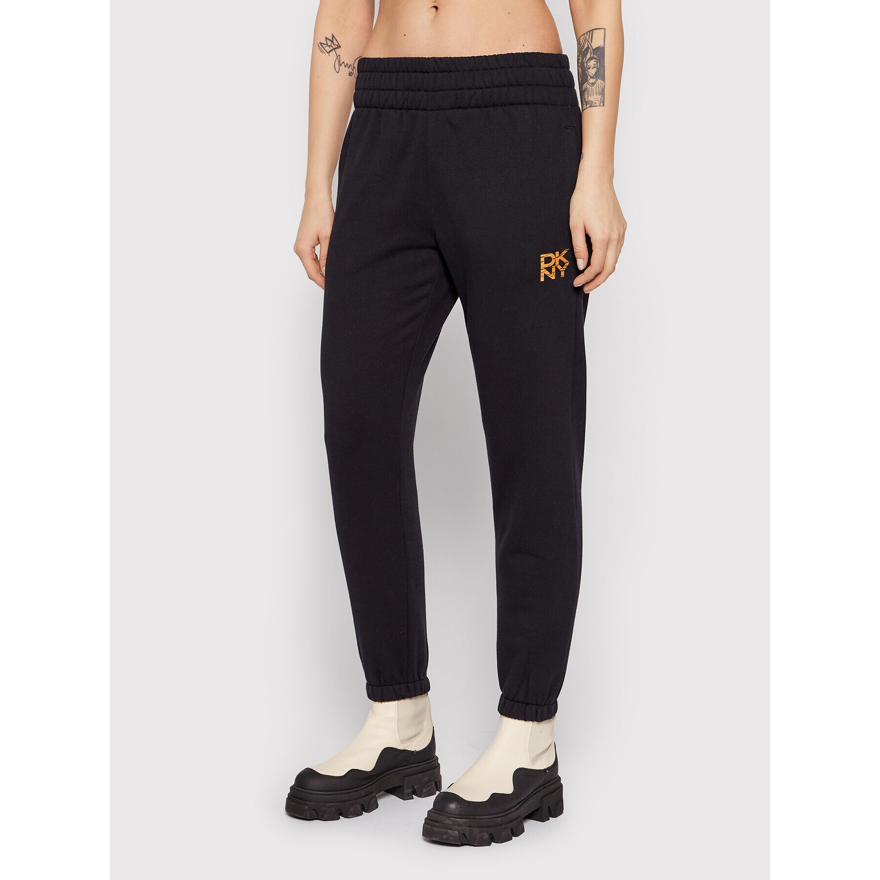 DKNY Sport Pantaloni trening DP1P2716 Negru Regular Fit - Pled.ro