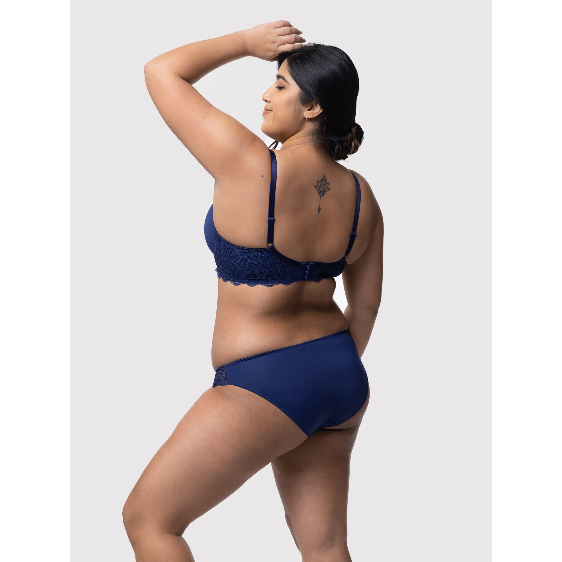 Dorina Sutien cu armătură Avery D001821LA087 Bleumarin - Pled.ro