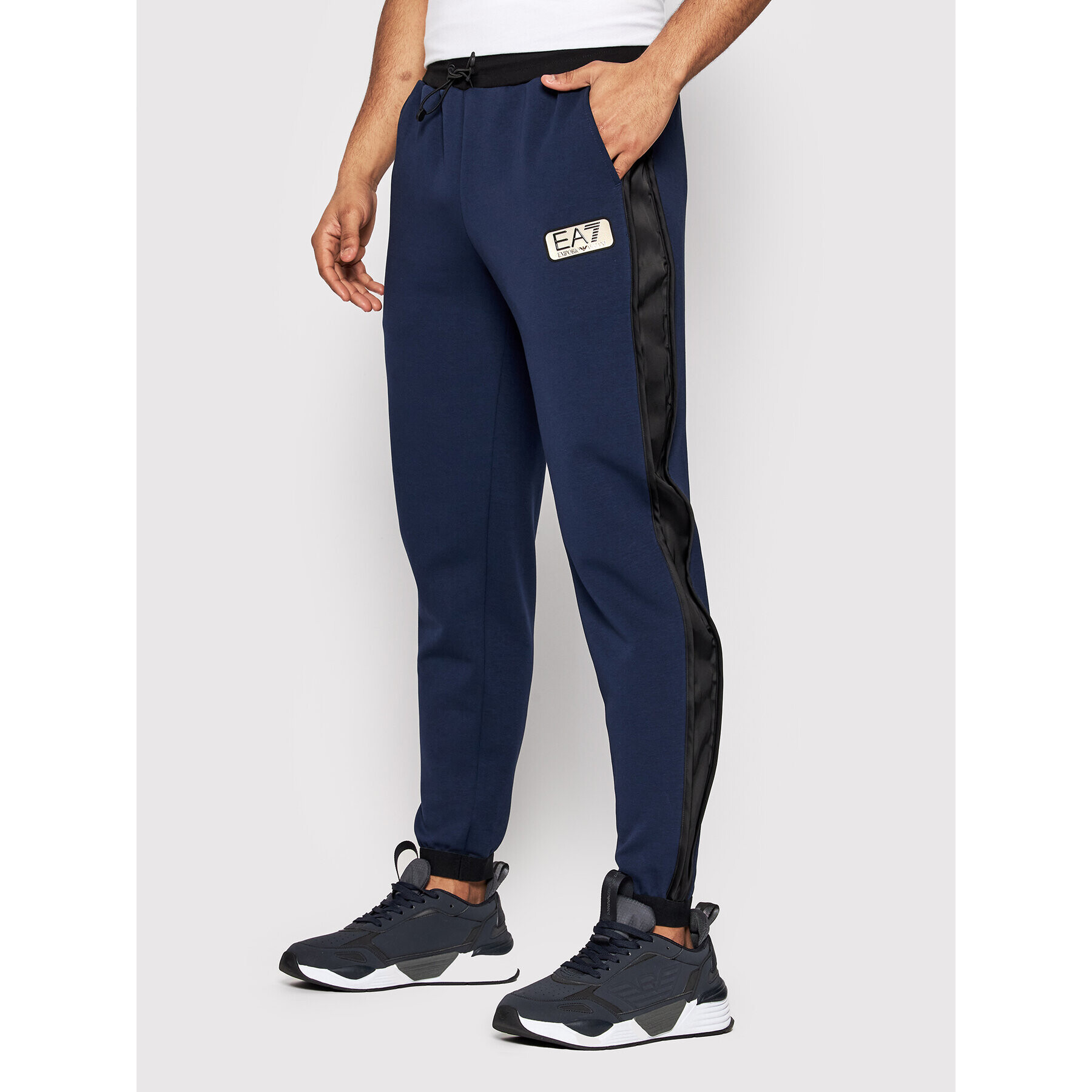 EA7 Emporio Armani Pantaloni trening 3LPP65 PJFAZ 1554 Bleumarin Regular Fit - Pled.ro