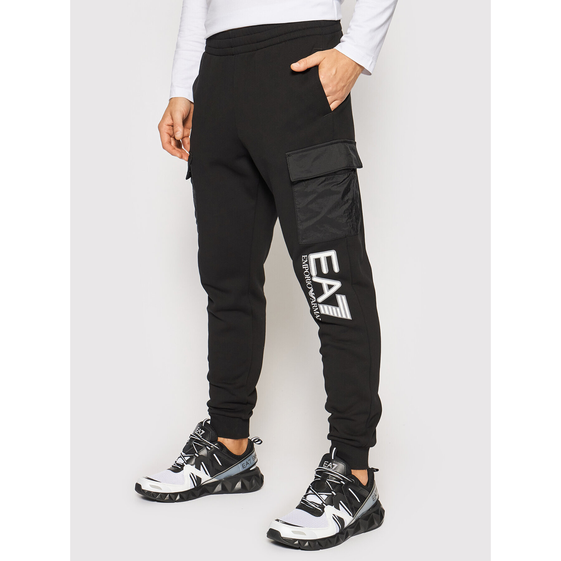 EA7 Emporio Armani Pantaloni trening 6KPP58 PJ07Z 1200 Negru Regular Fit - Pled.ro