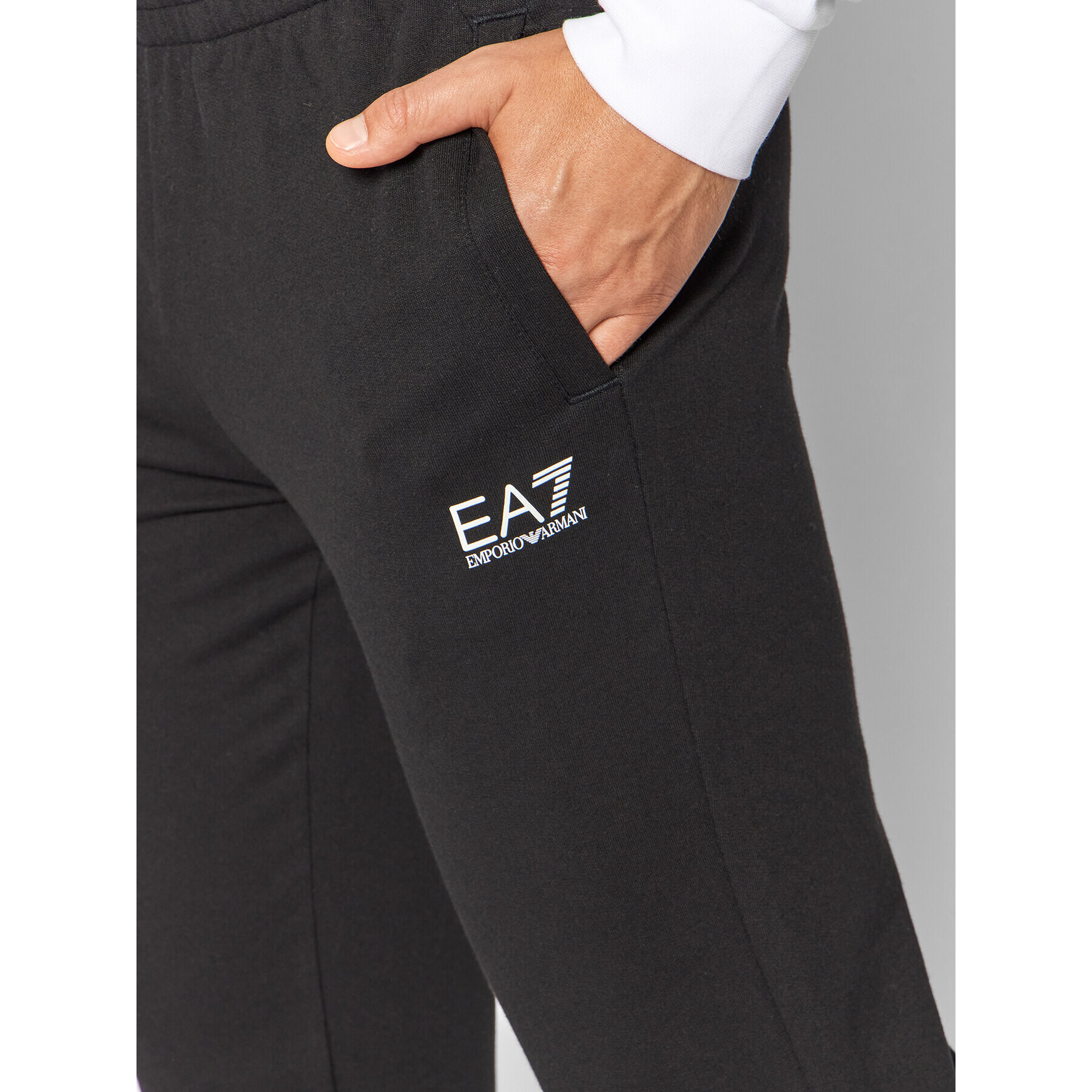 EA7 Emporio Armani Pantaloni trening 8NPP53 PJ05Z 1200 Negru Slim Fit - Pled.ro