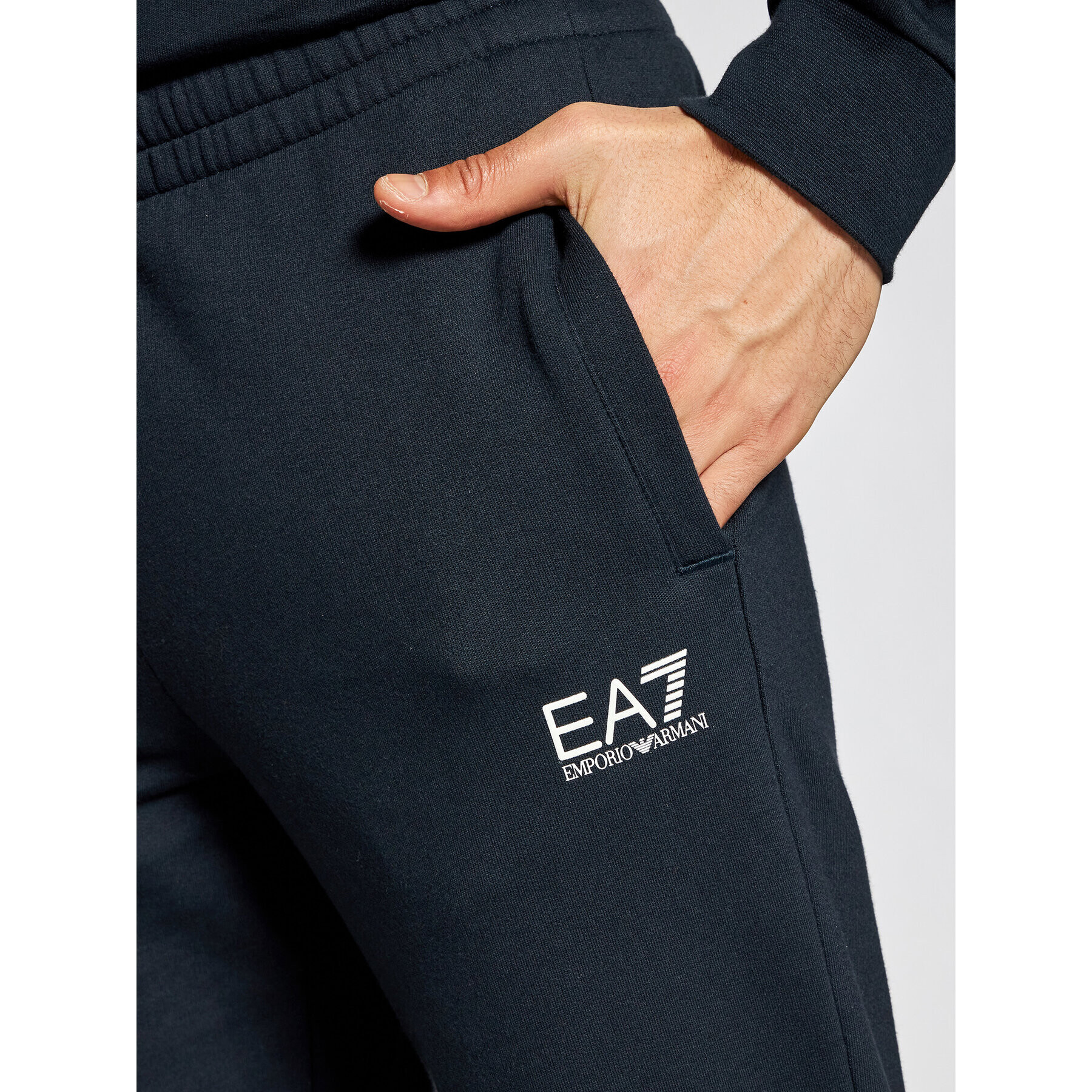 EA7 Emporio Armani Pantaloni trening 8NPP53 PJ05Z 1578 Bleumarin Slim Fit - Pled.ro