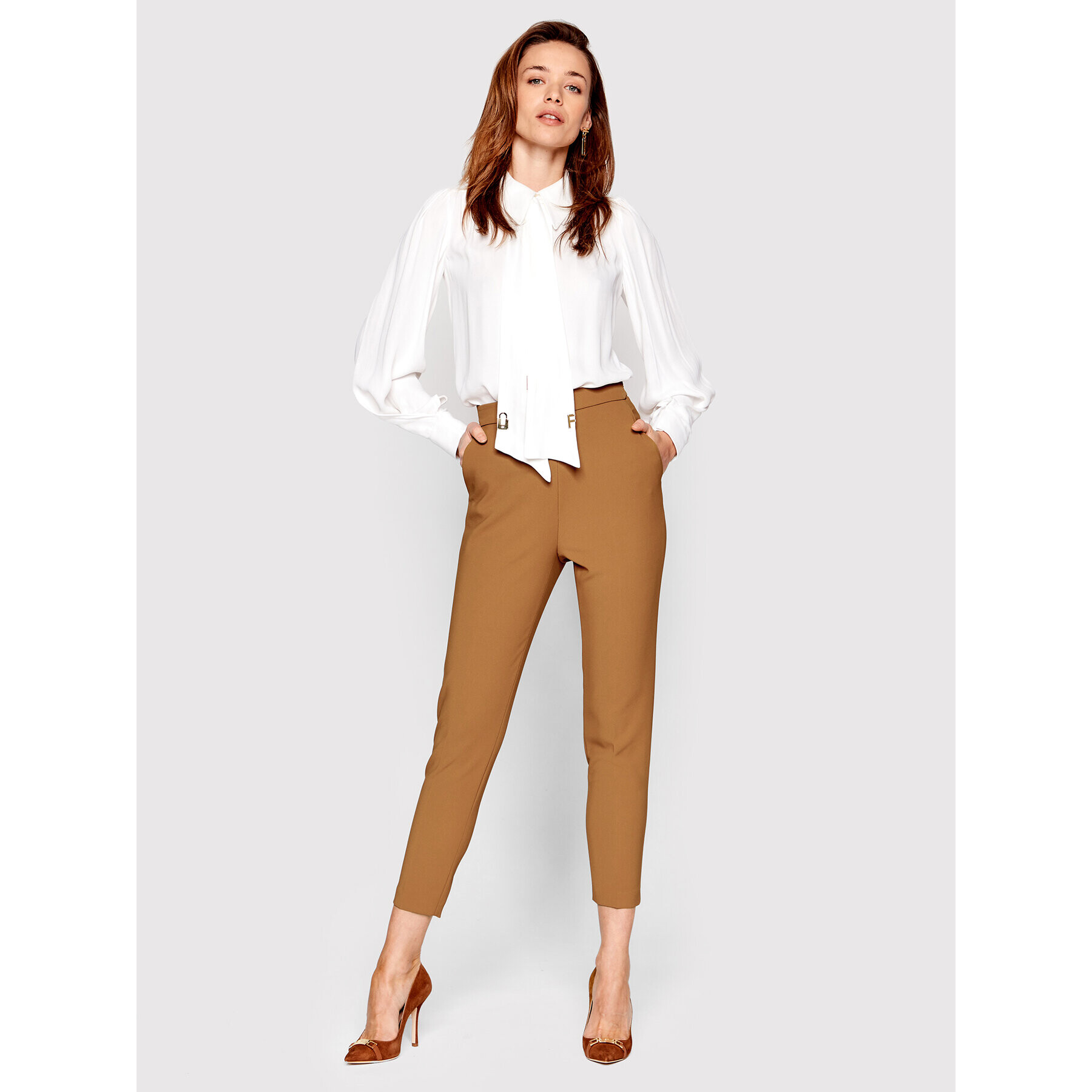 Elisabetta Franchi Pantaloni din material PA-010-21E2-V280 Maro Slim Fit - Pled.ro