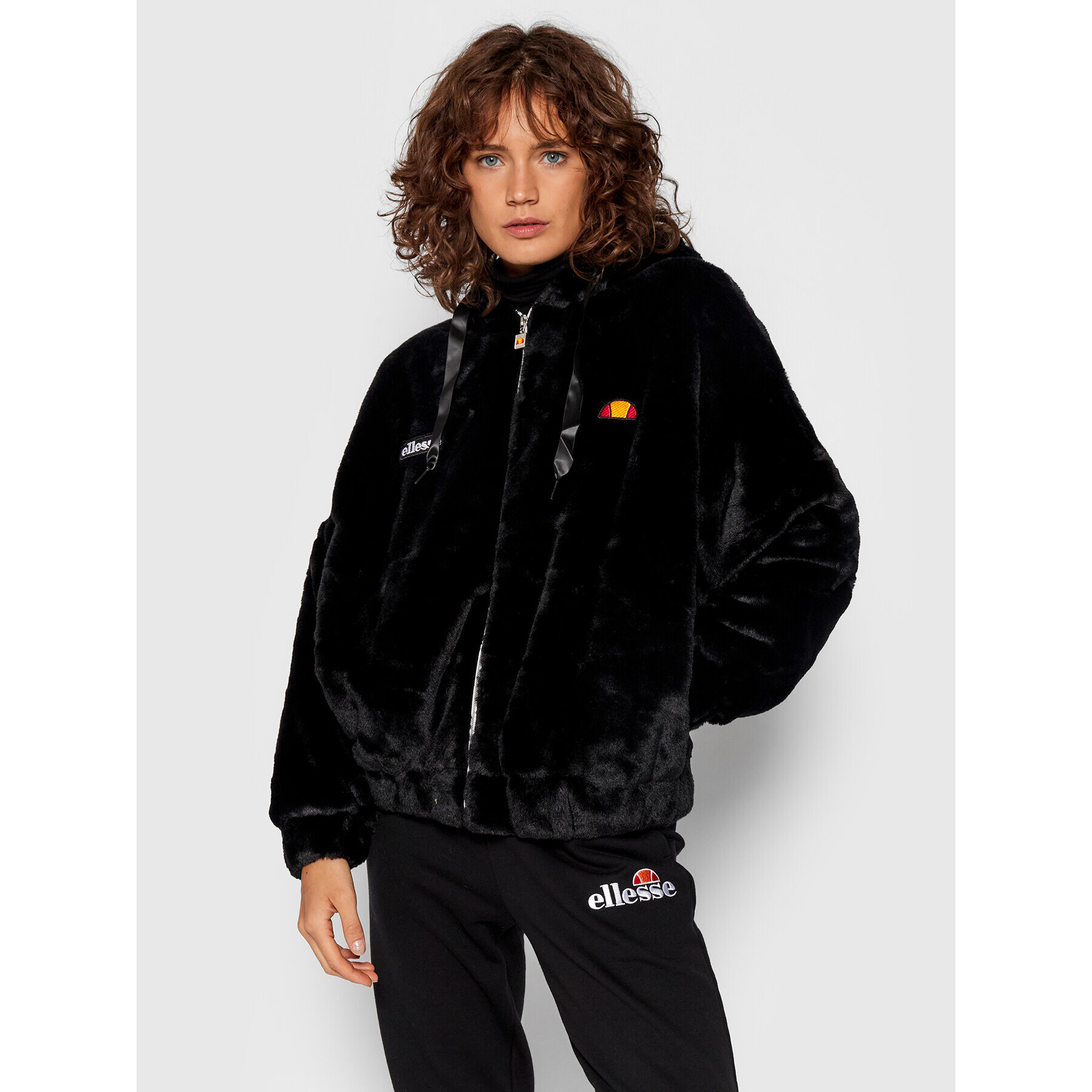 Ellesse Bluză Giowanna SGK03783 Negru Oversize - Pled.ro