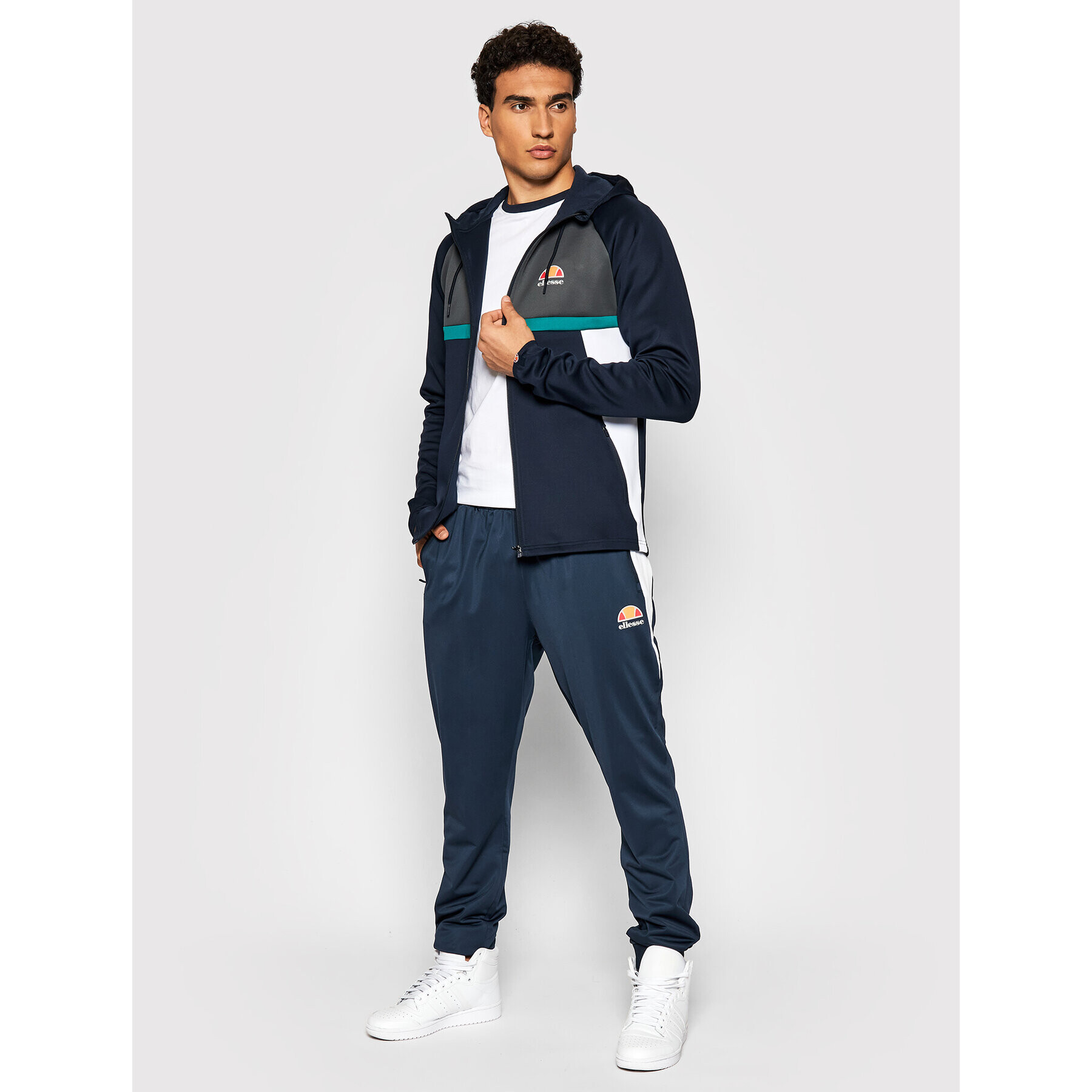 Ellesse Bluză Lizaru SXK12395 Bleumarin Regular Fit - Pled.ro