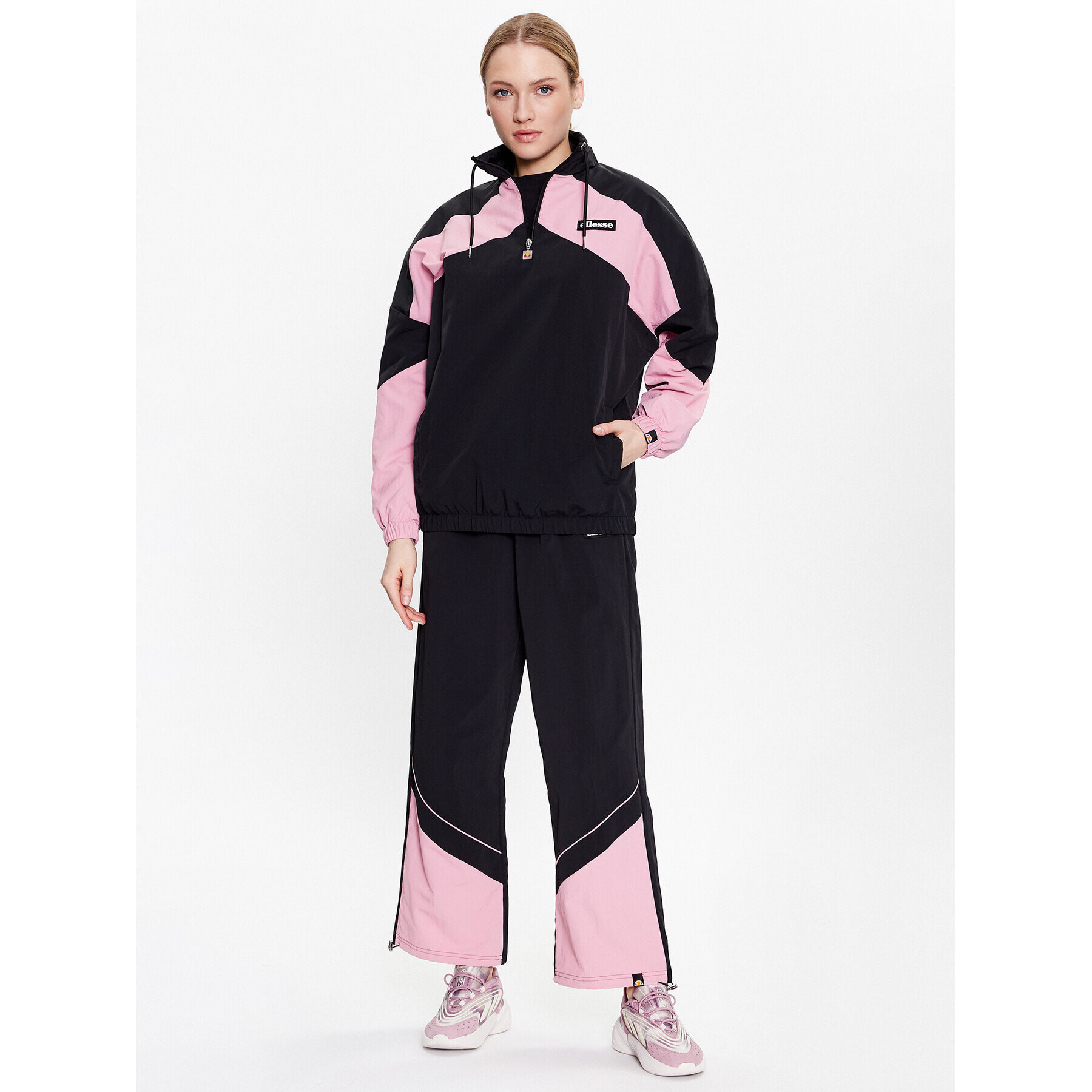 Ellesse Bluză Tinst SGR17953 Negru Regular Fit - Pled.ro