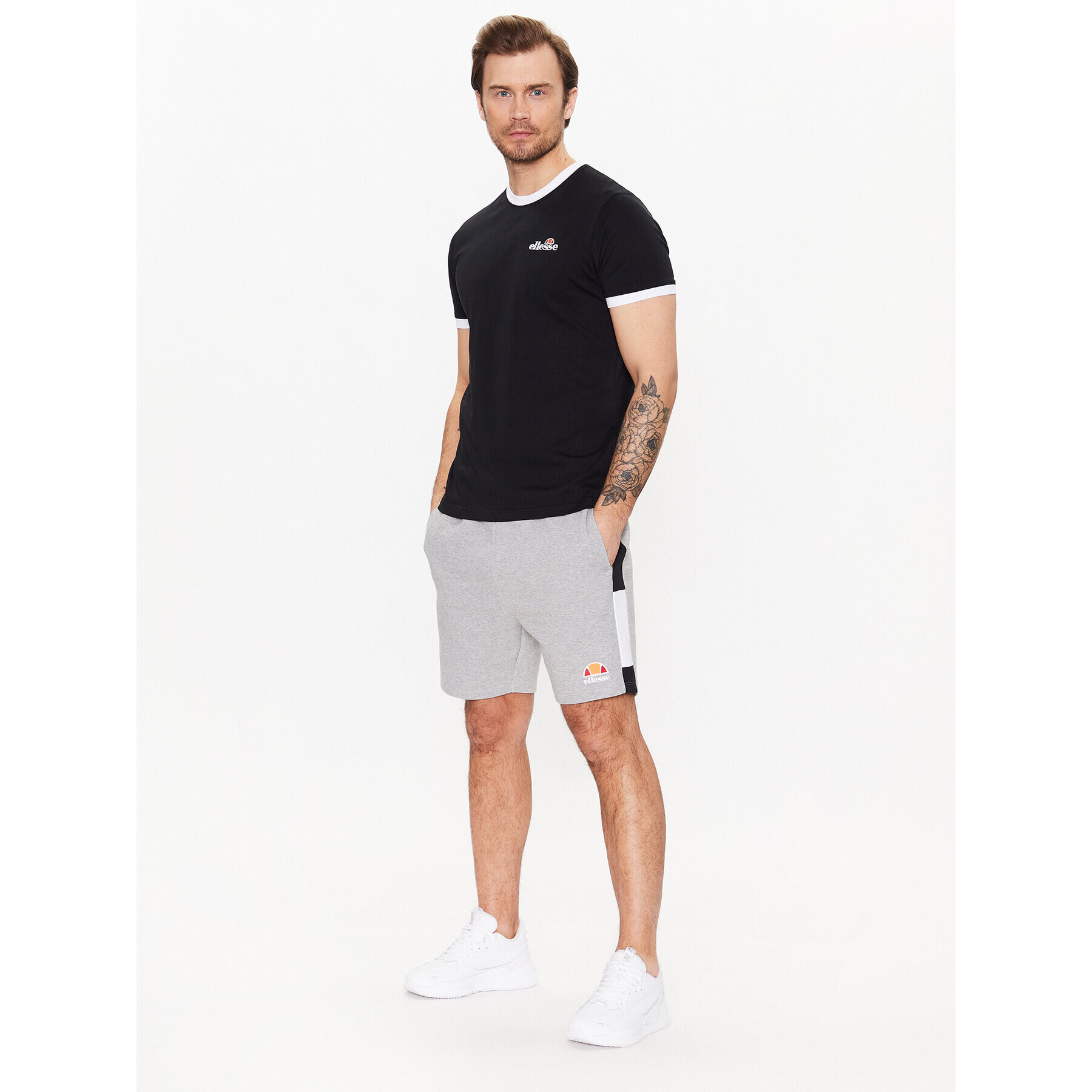 Ellesse Pantaloni scurți sport Farnia SXR17845 Gri Regular Fit - Pled.ro