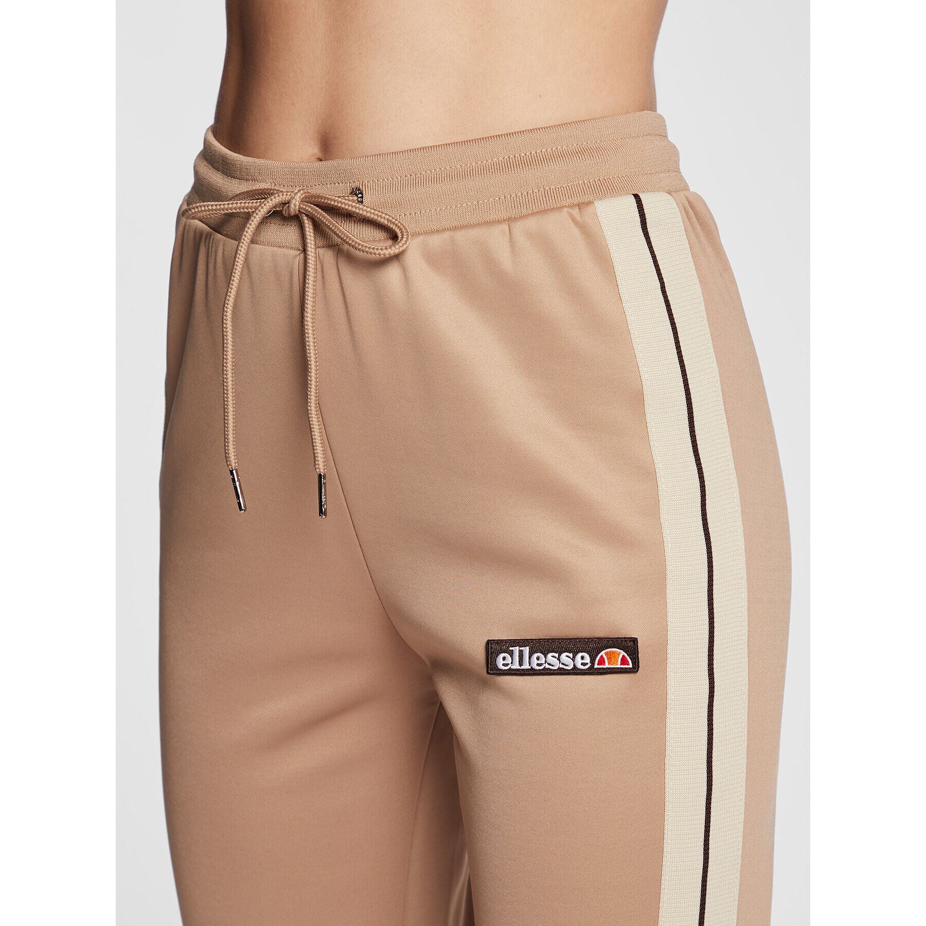 Ellesse Pantaloni trening Evelin Flared SGP15943 Bej Regular Fit - Pled.ro