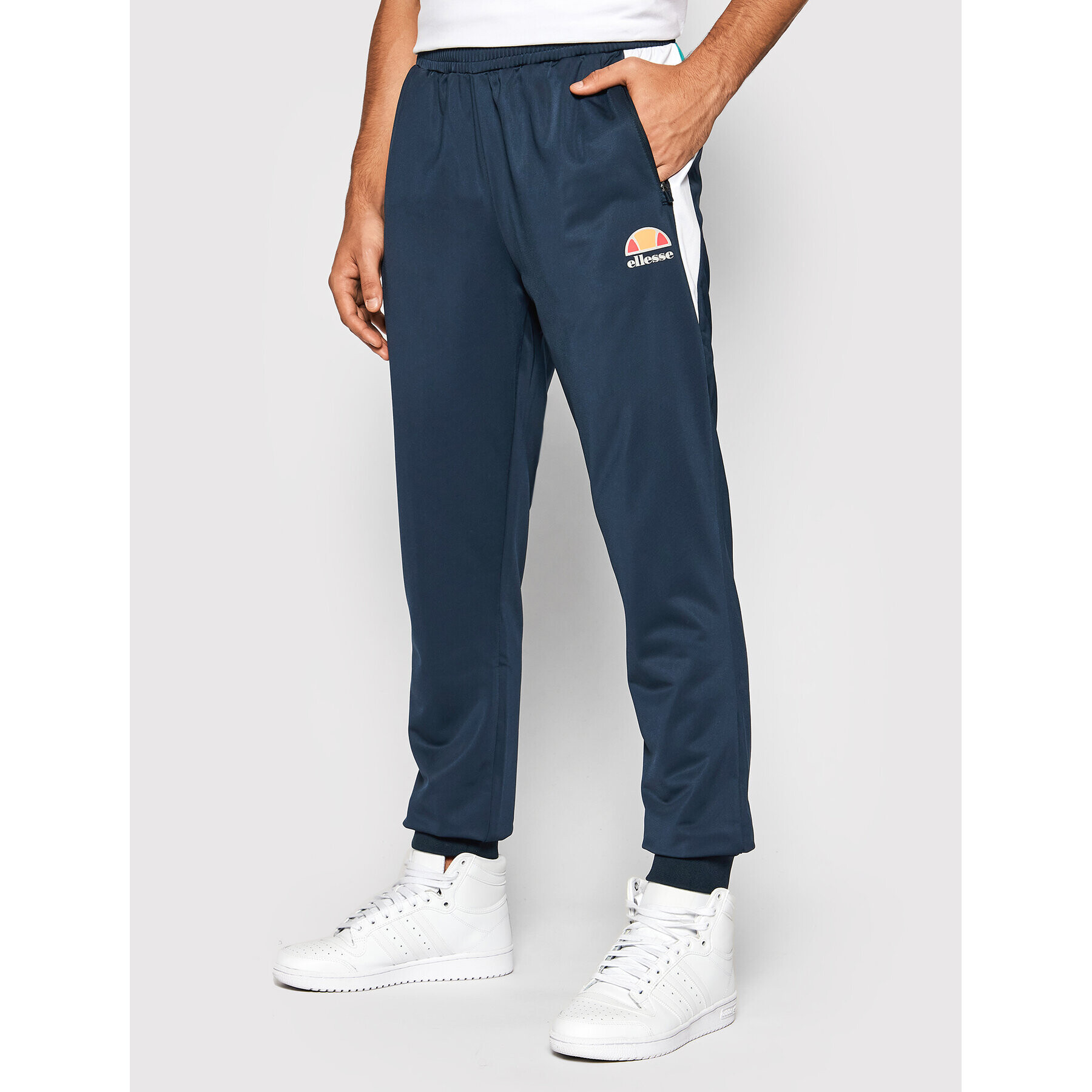 Ellesse Pantaloni trening Evri SXK12402 Bleumarin Regular Fit - Pled.ro