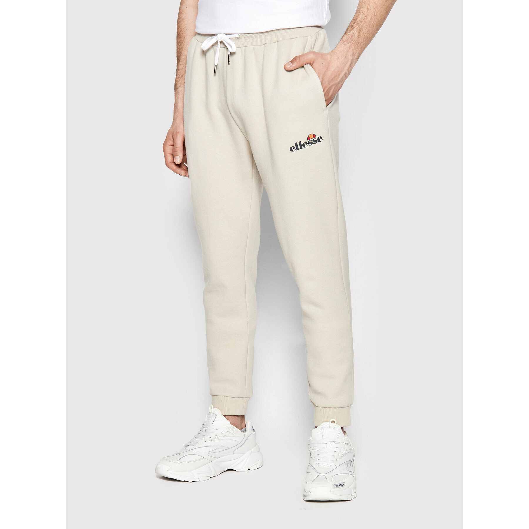 Ellesse Pantaloni trening Granite SHM12643 Bej Regular Fit - Pled.ro