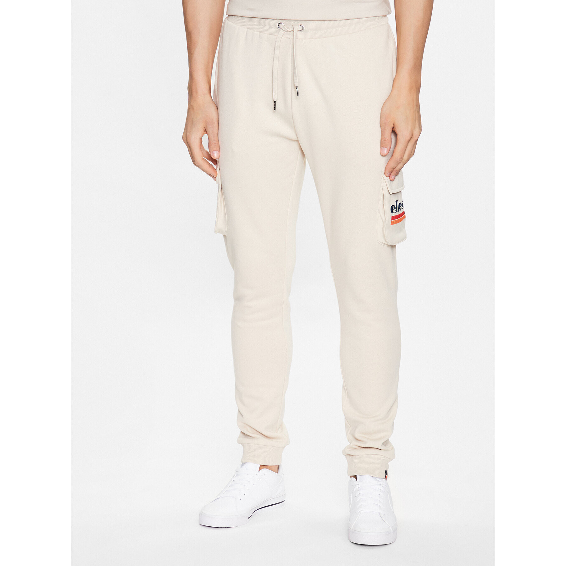 Ellesse Pantaloni trening Labico SHR17718 Bej Regular Fit - Pled.ro