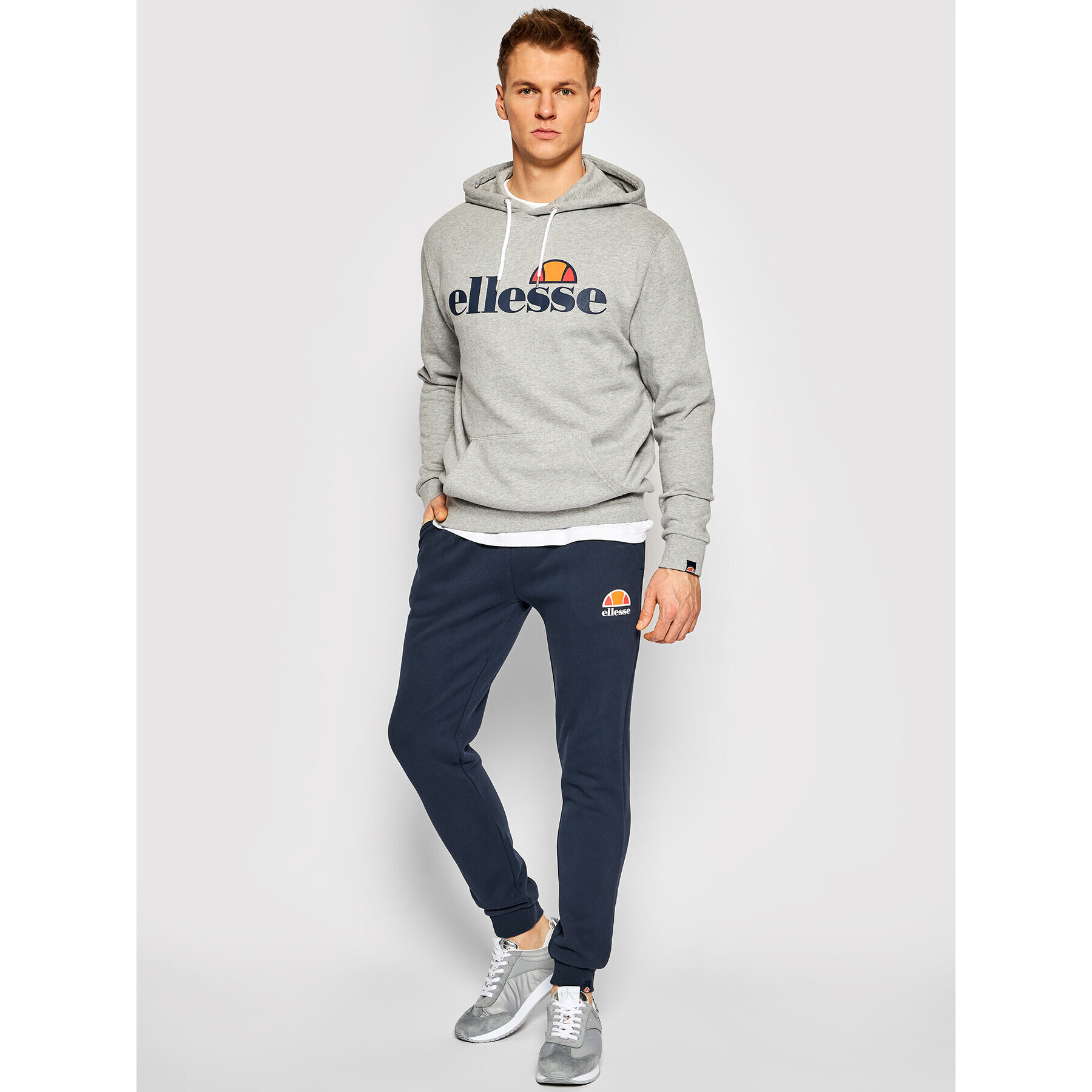 Ellesse Pantaloni trening Ovest SHS01763 Bleumarin Regular Fit - Pled.ro